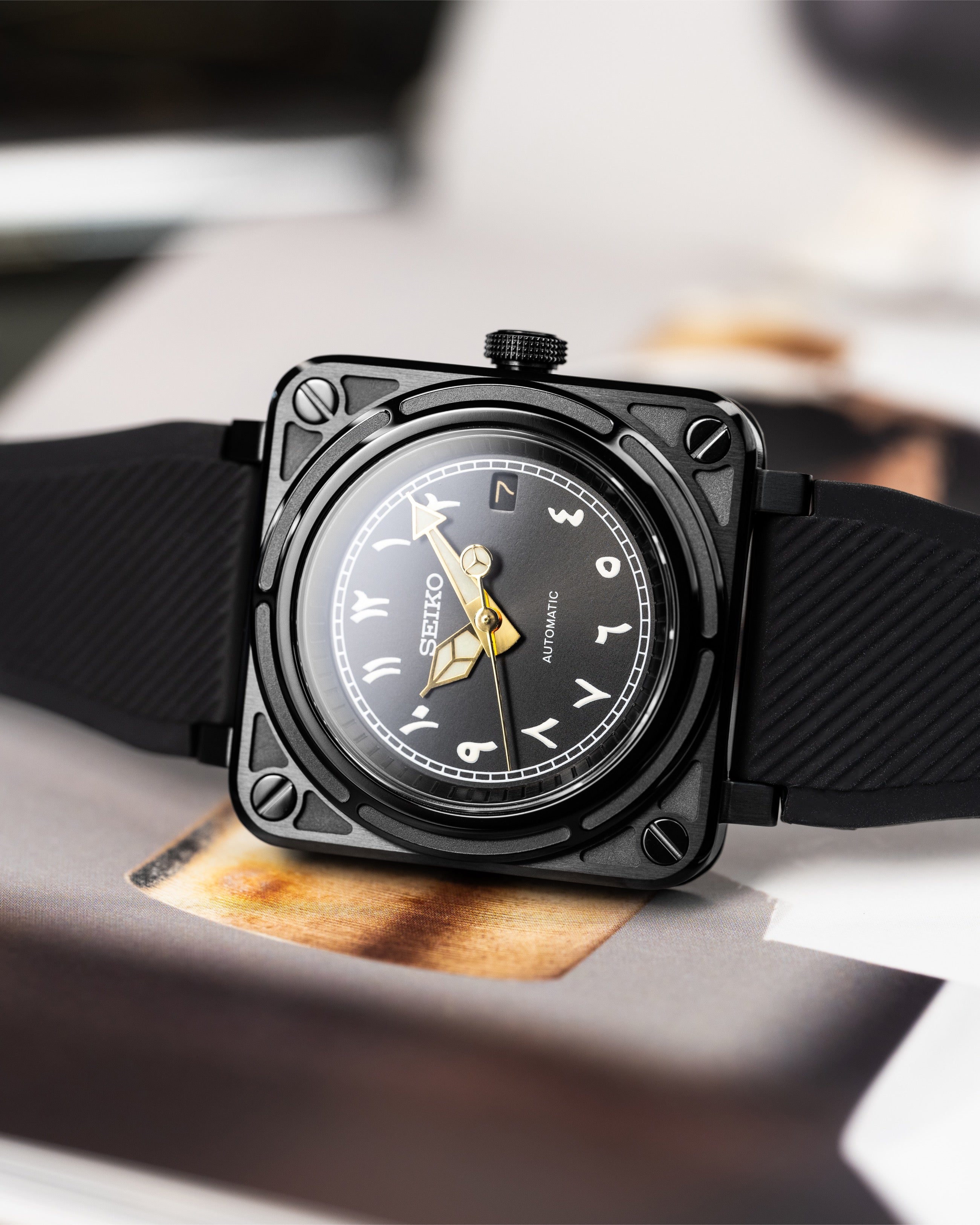 Midnight "Midas" Aviator