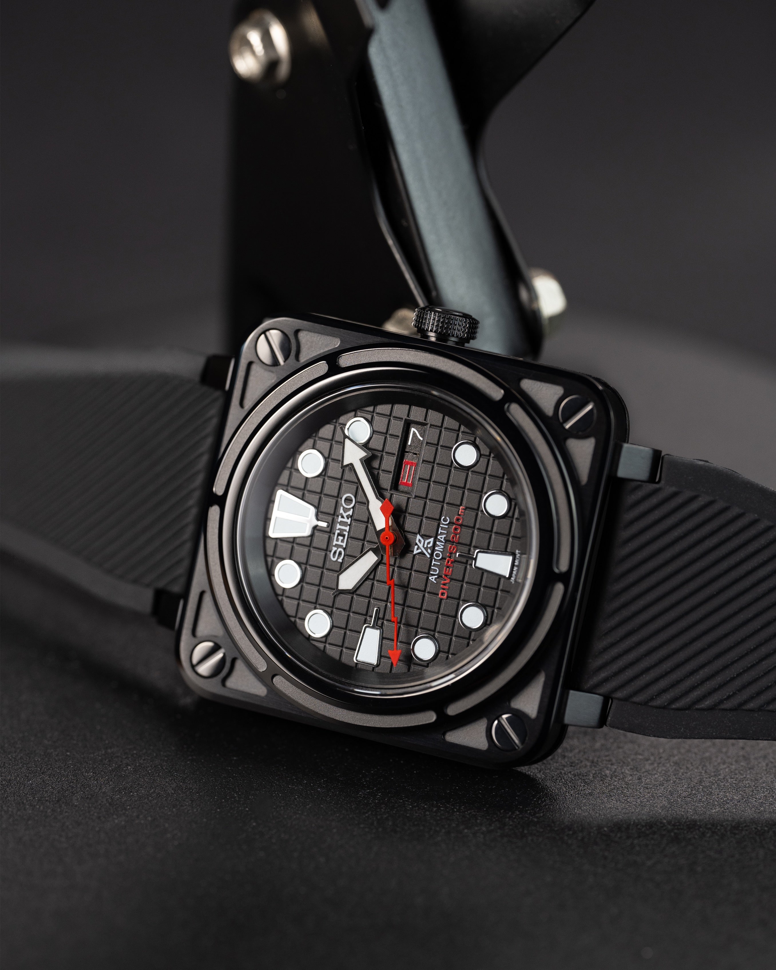 Custom Bell & Ross Seiko Mod Black Case Red Lightning Seconds Hand Waffle Dial Rubber Strap