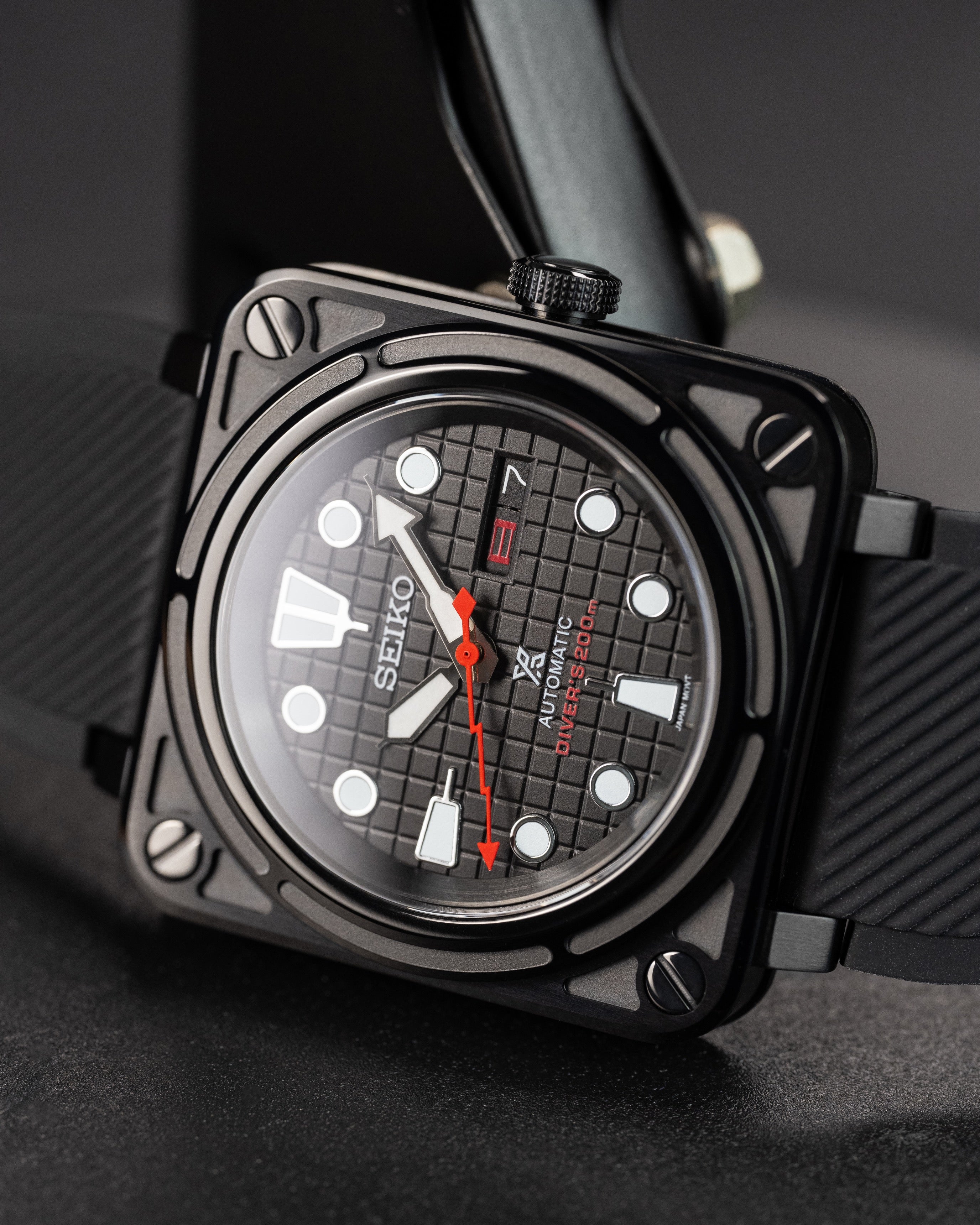 Custom Bell & Ross Seiko Mod Black Case Red Lightning Seconds Hand Waffle Dial Rubber Strap