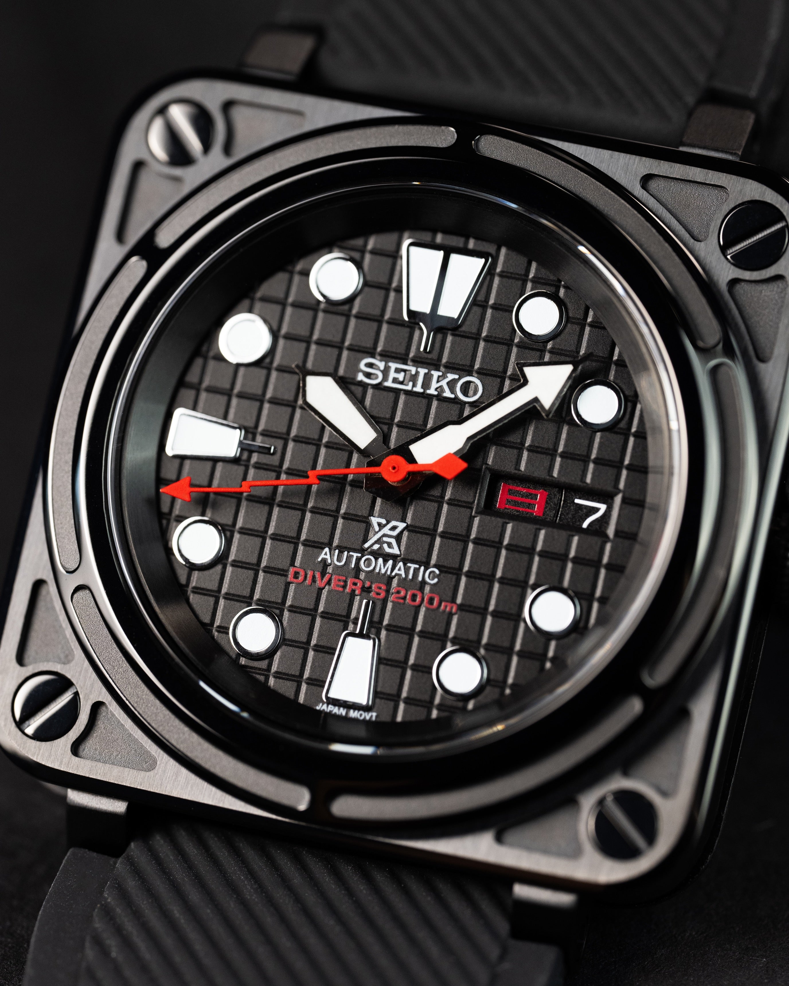 Custom Bell & Ross Seiko Mod Black Case Red Lightning Seconds Hand Waffle Dial Rubber Strap
