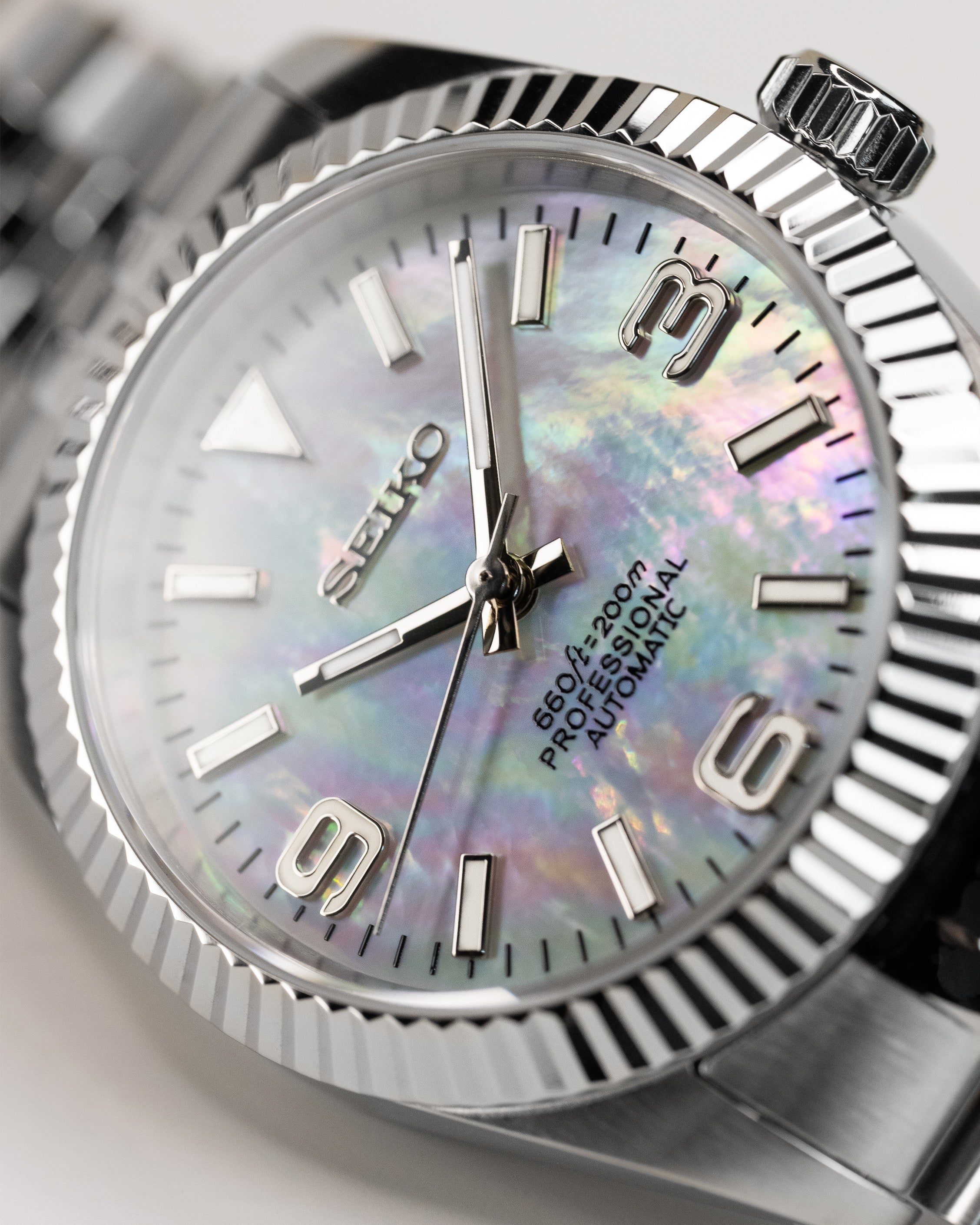 Custom Seiko Datejust – Mod With Iridescent Mother-Of-Pearl Dial Fluted Bezel And Jubilee Bracelet5