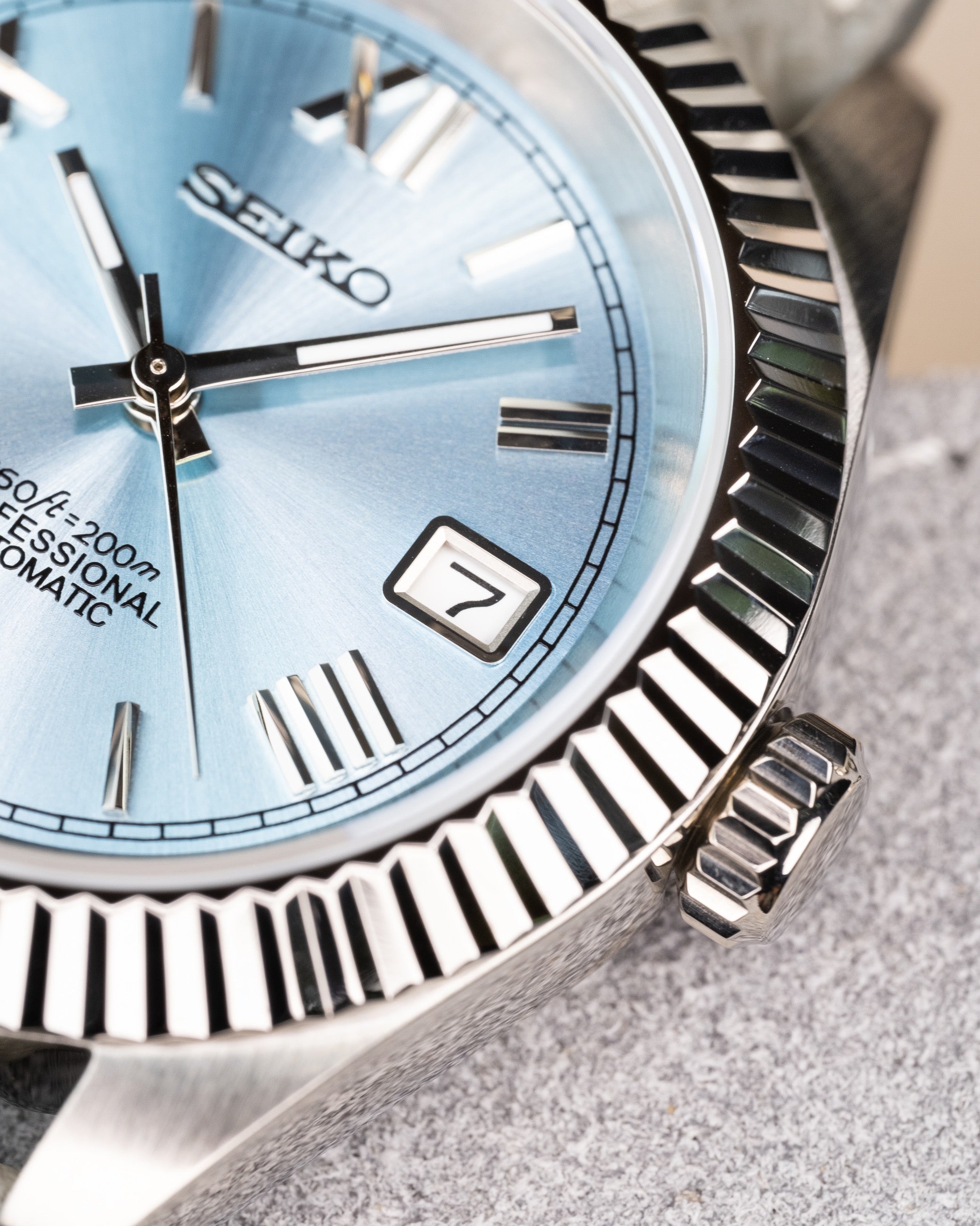 Custom Seiko Datejust – Mod Roman Numerals Fluted Bezel Sky Blue Dial Epsom Grey Leather Strap3