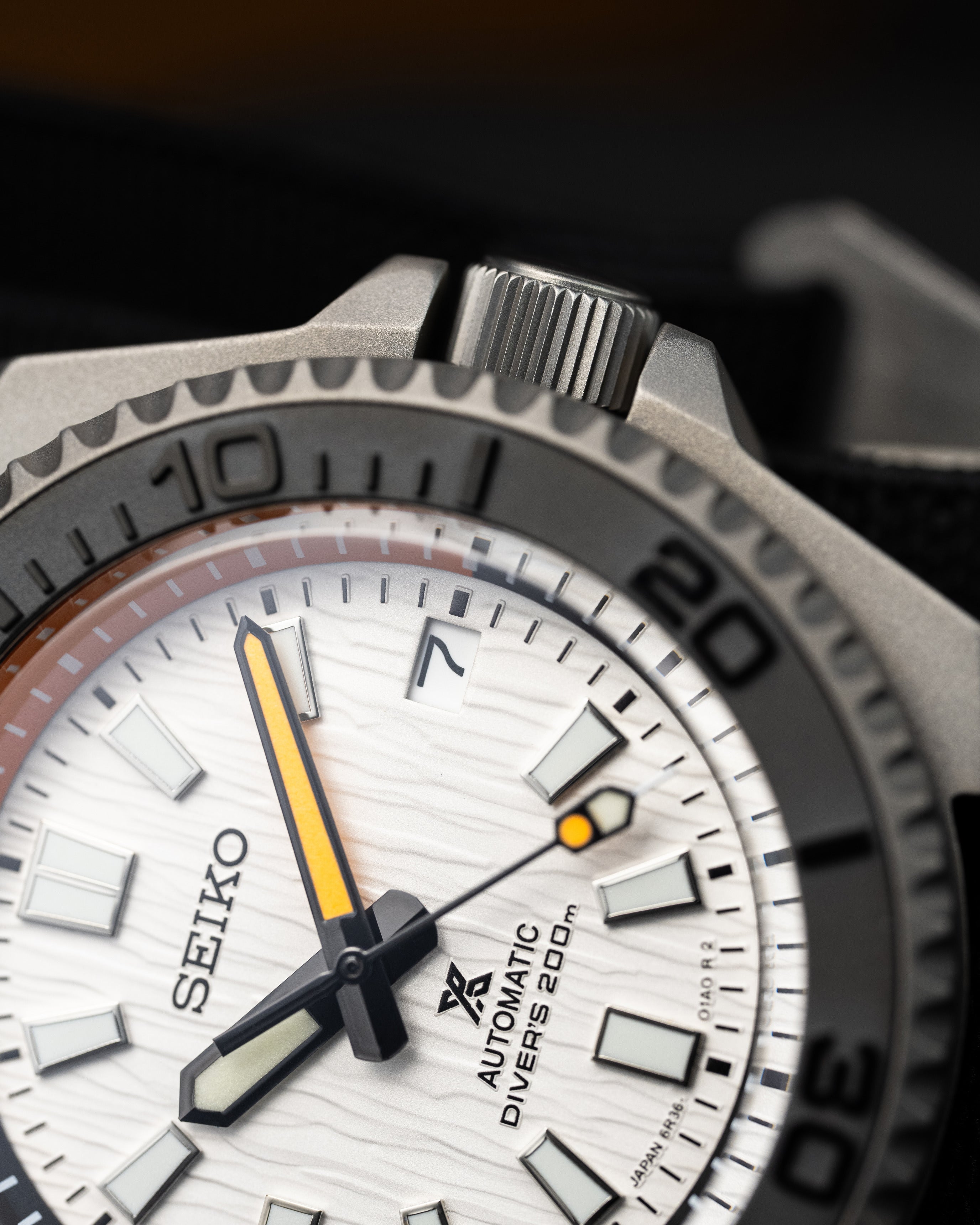 Custom Seiko Diver – Mod With Titanium Samurai Case White Birch Texture Dial Black And Orange Minute Track Chapter Ring Orange Tipped Seconds Hand Black Parachute Strap11