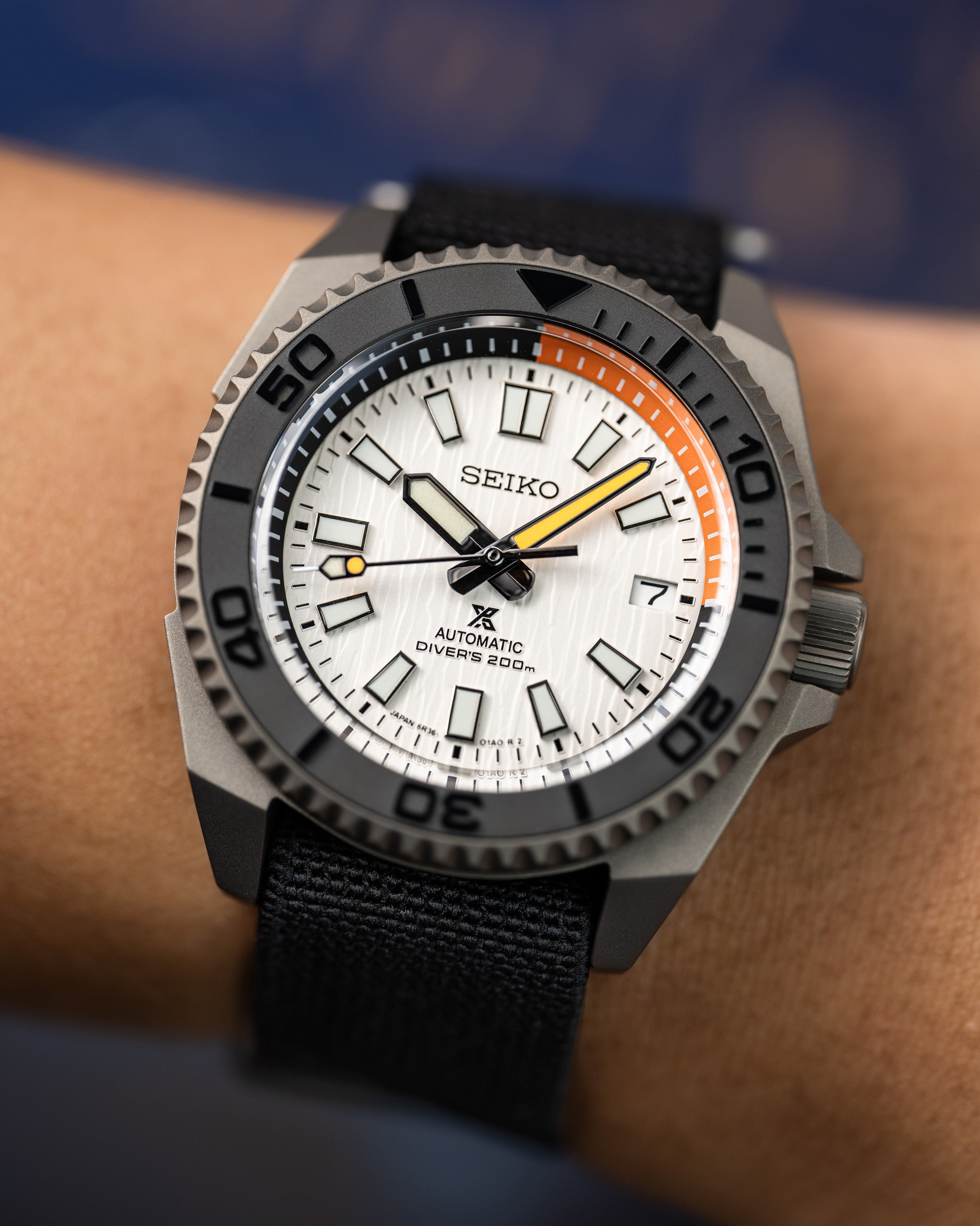 Custom Seiko Diver – Mod With Titanium Samurai Case White Birch Texture Dial Black And Orange Minute Track Chapter Ring Orange Tipped Seconds Hand Black Parachute Strap17