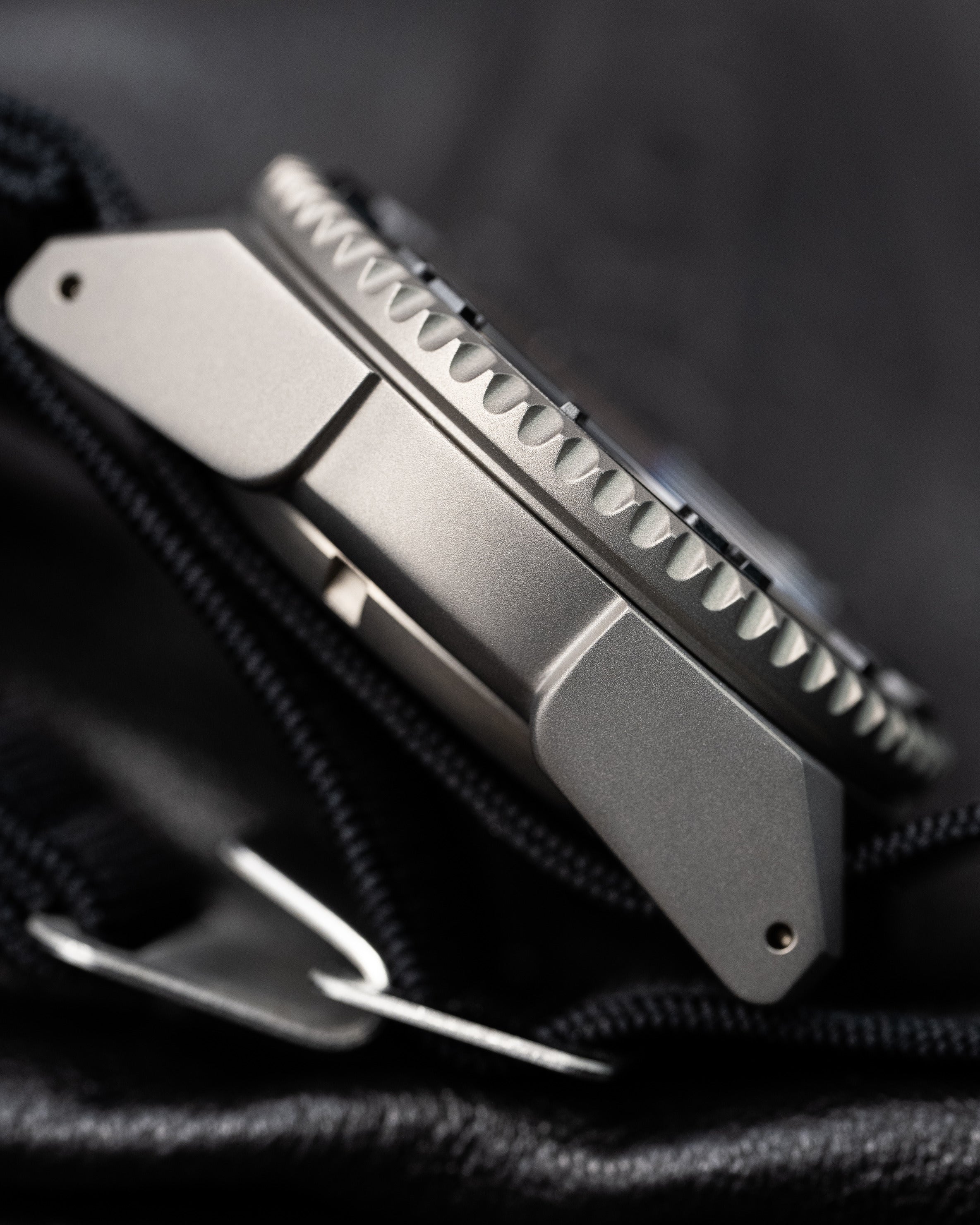 Custom Seiko Diver – Mod With Titanium Samurai Case White Birch Texture Dial Black And Orange Minute Track Chapter Ring Orange Tipped Seconds Hand Black Parachute Strap2