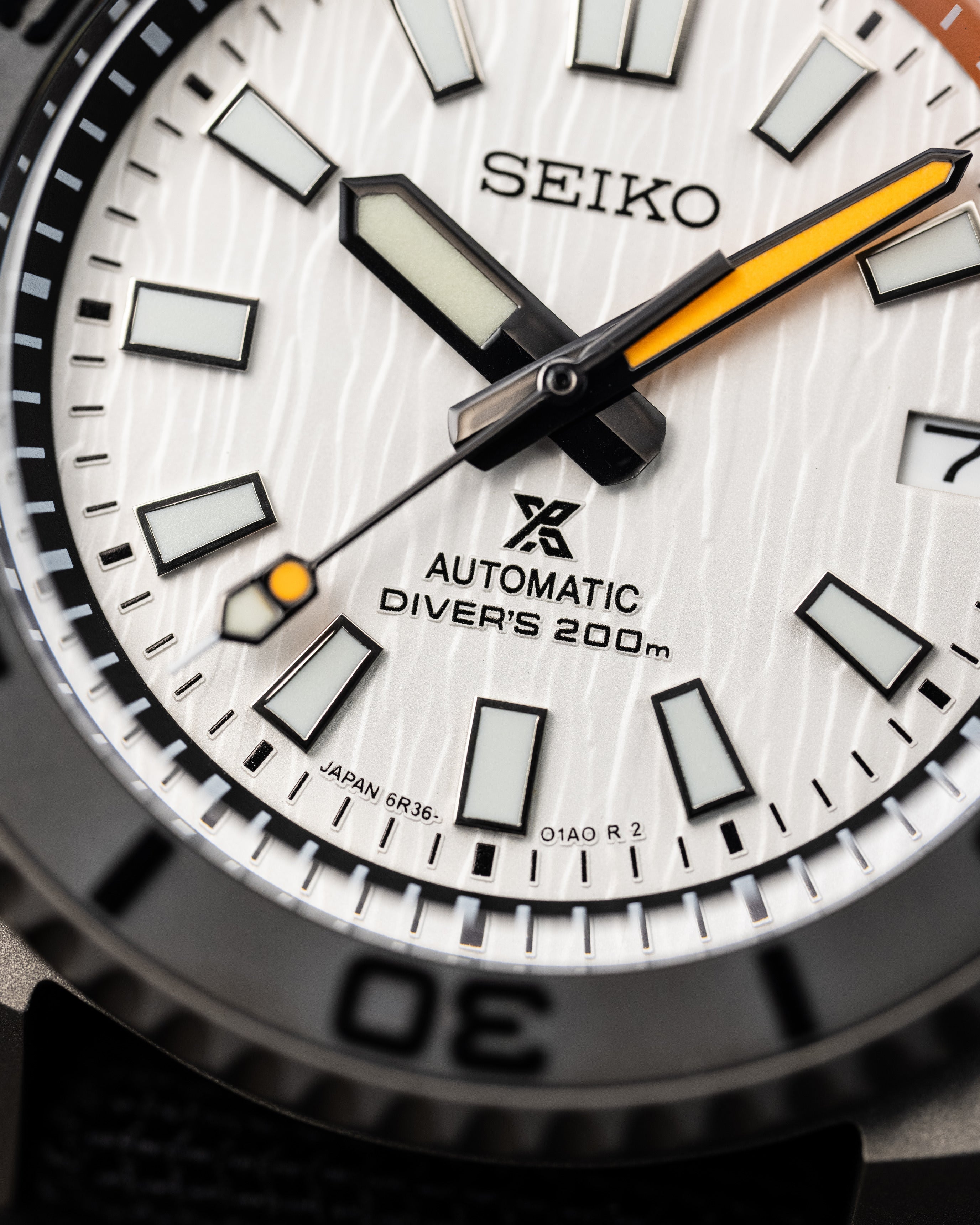Custom Seiko Diver – Mod With Titanium Samurai Case White Birch Texture Dial Black And Orange Minute Track Chapter Ring Orange Tipped Seconds Hand Black Parachute Strap5