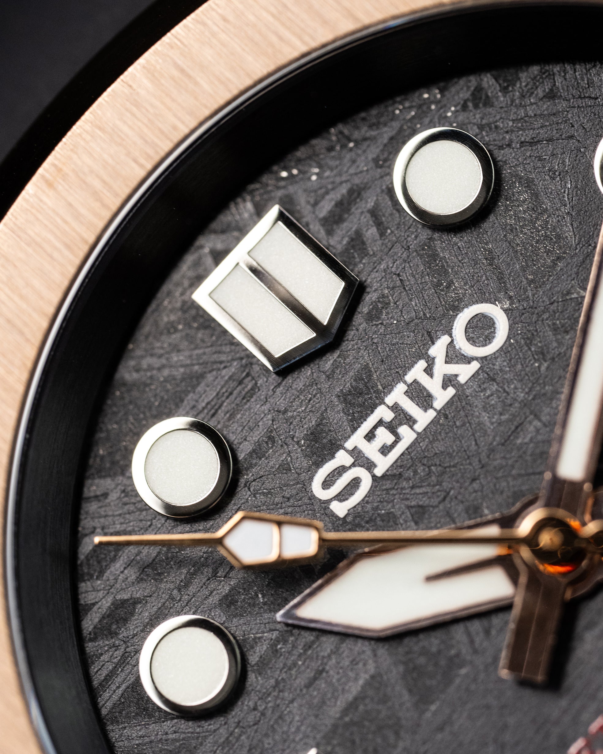 Custom Seiko Meteor – Master Limited Edition Mod With Meteorite Dial Rose Gold Bezel Black Case Rose Gold Crown Black Rubber Strap Rose Gold Clasp3