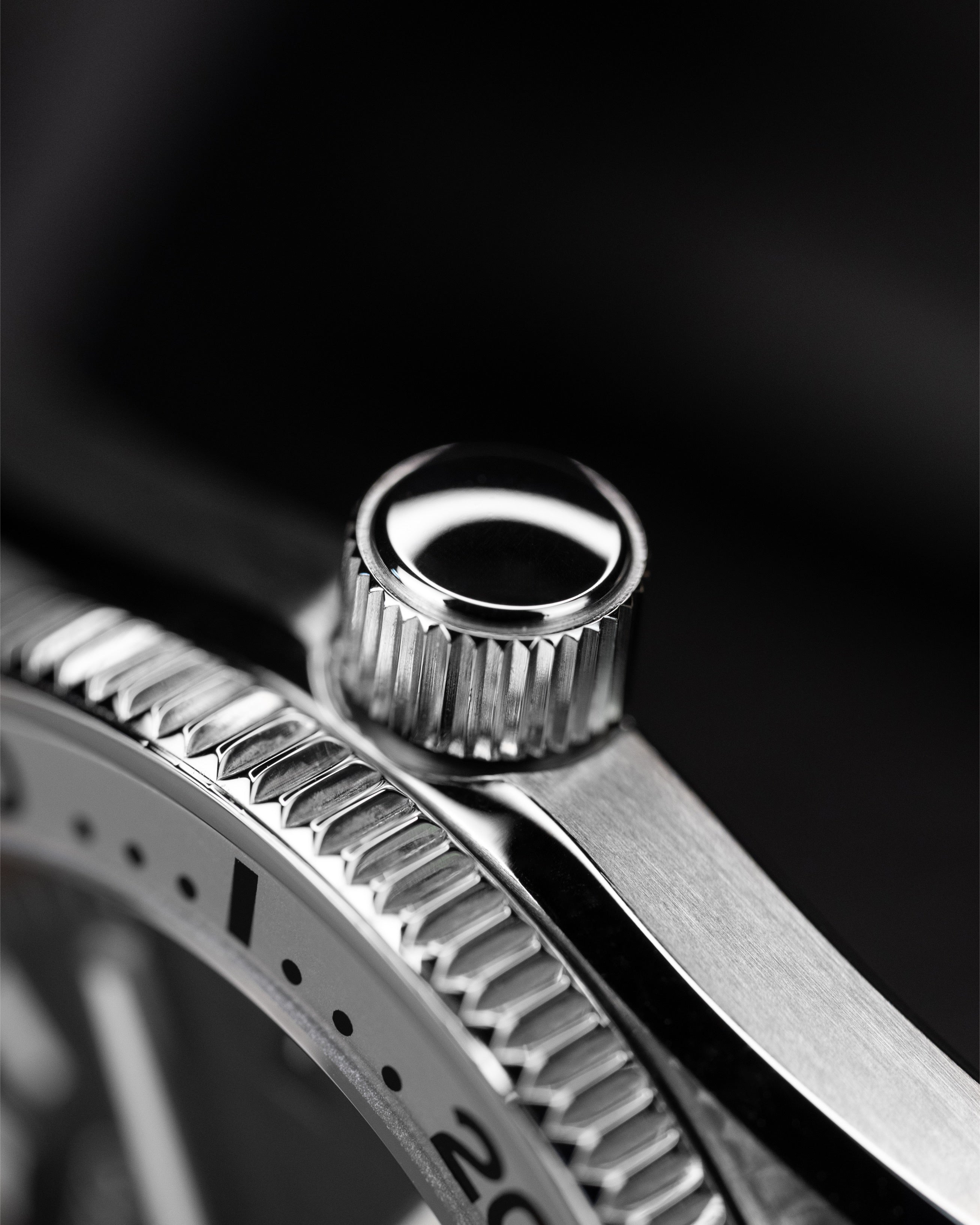 Custom Seiko Mod 62MAS Case – Black Birch Dial Waffle Rubber Strap
