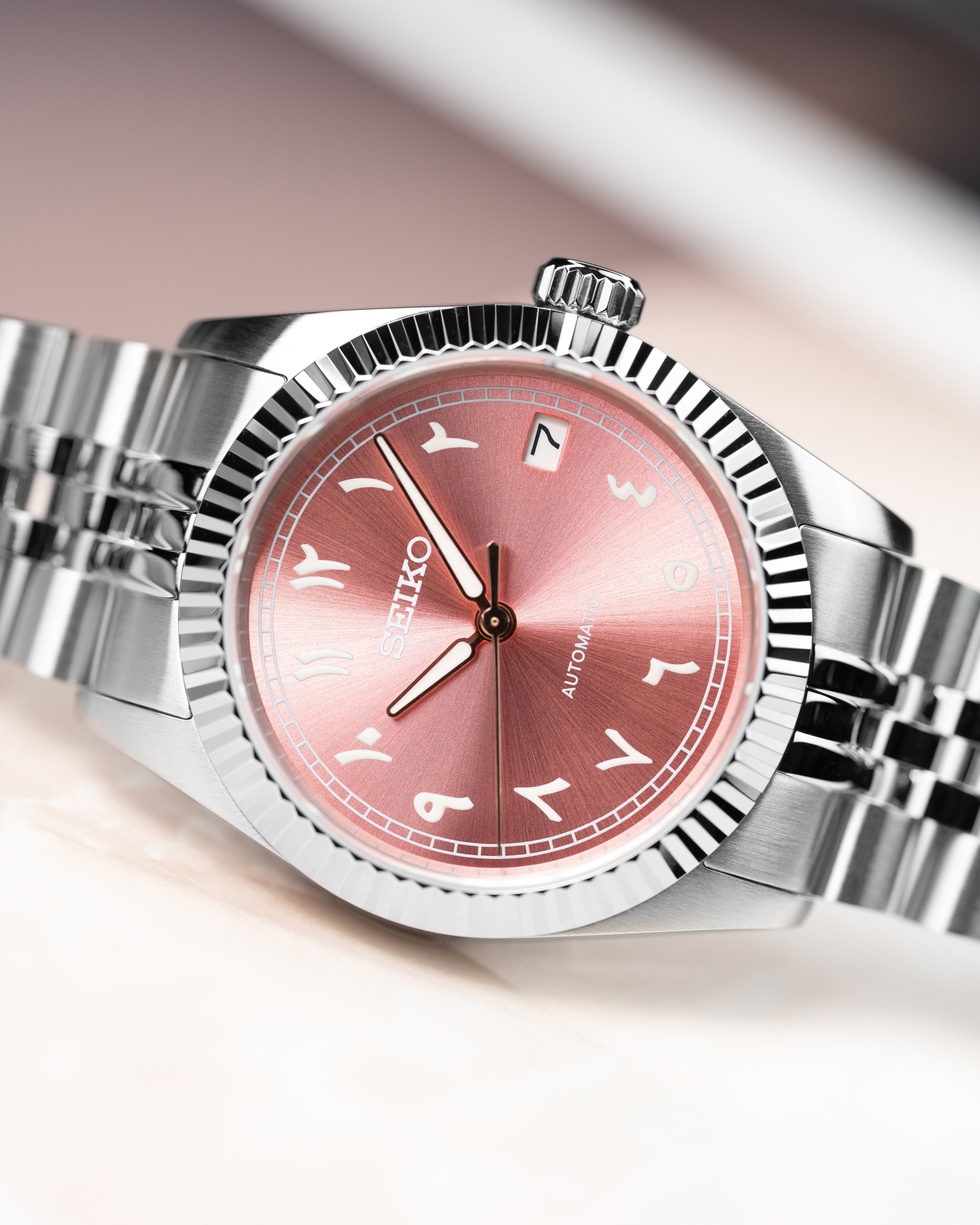 Custom Seiko Mod – Arabic Numeral Dial Watch With Sunburst Pink Dial Fluted Bezel Jubilee Stainless Steel Bracelet2