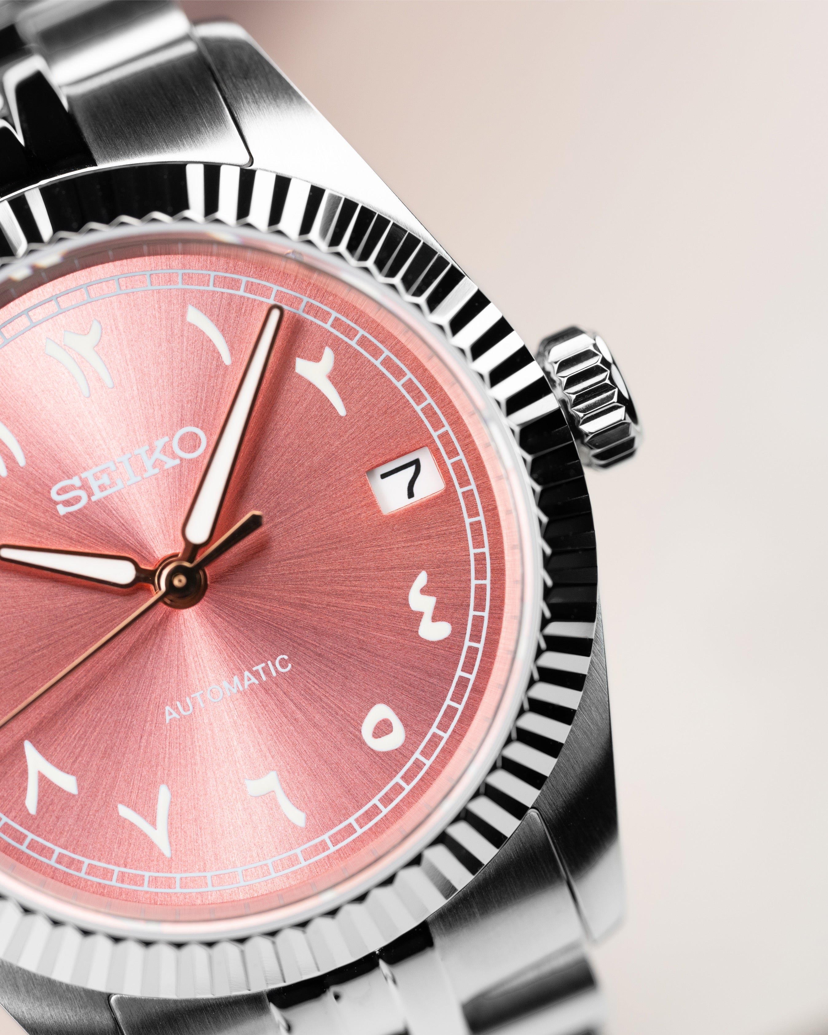 Custom Seiko Mod – Arabic Numeral Dial Watch With Sunburst Pink Dial Fluted Bezel Jubilee Stainless Steel Bracelet8