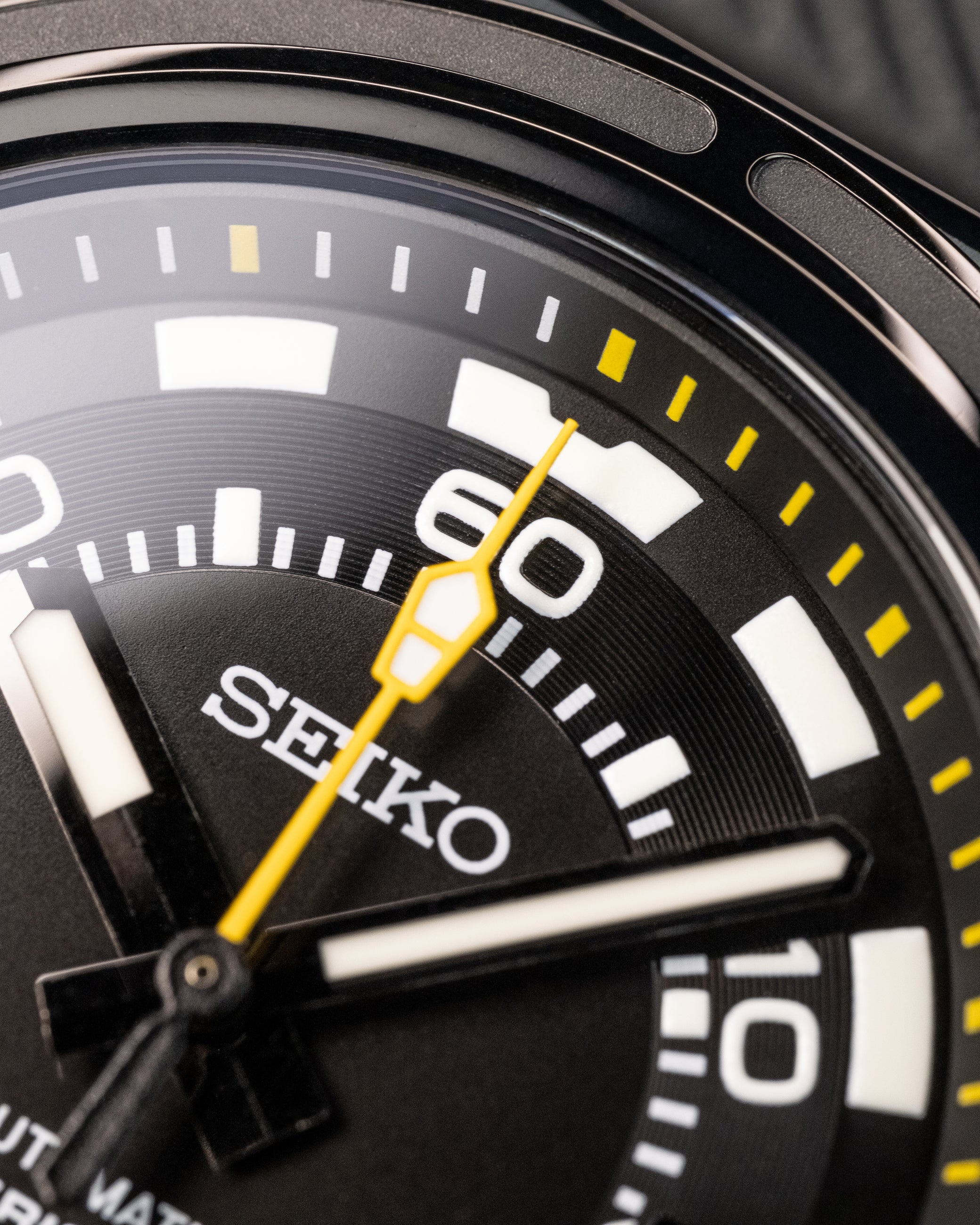 Custom Seiko Mod – Bell & Ross Homage With Black Square Diver Case Black Poker Dial Yellow Minute Track Chapter Ring Yellow Seconds Hand Black Rubber Strap