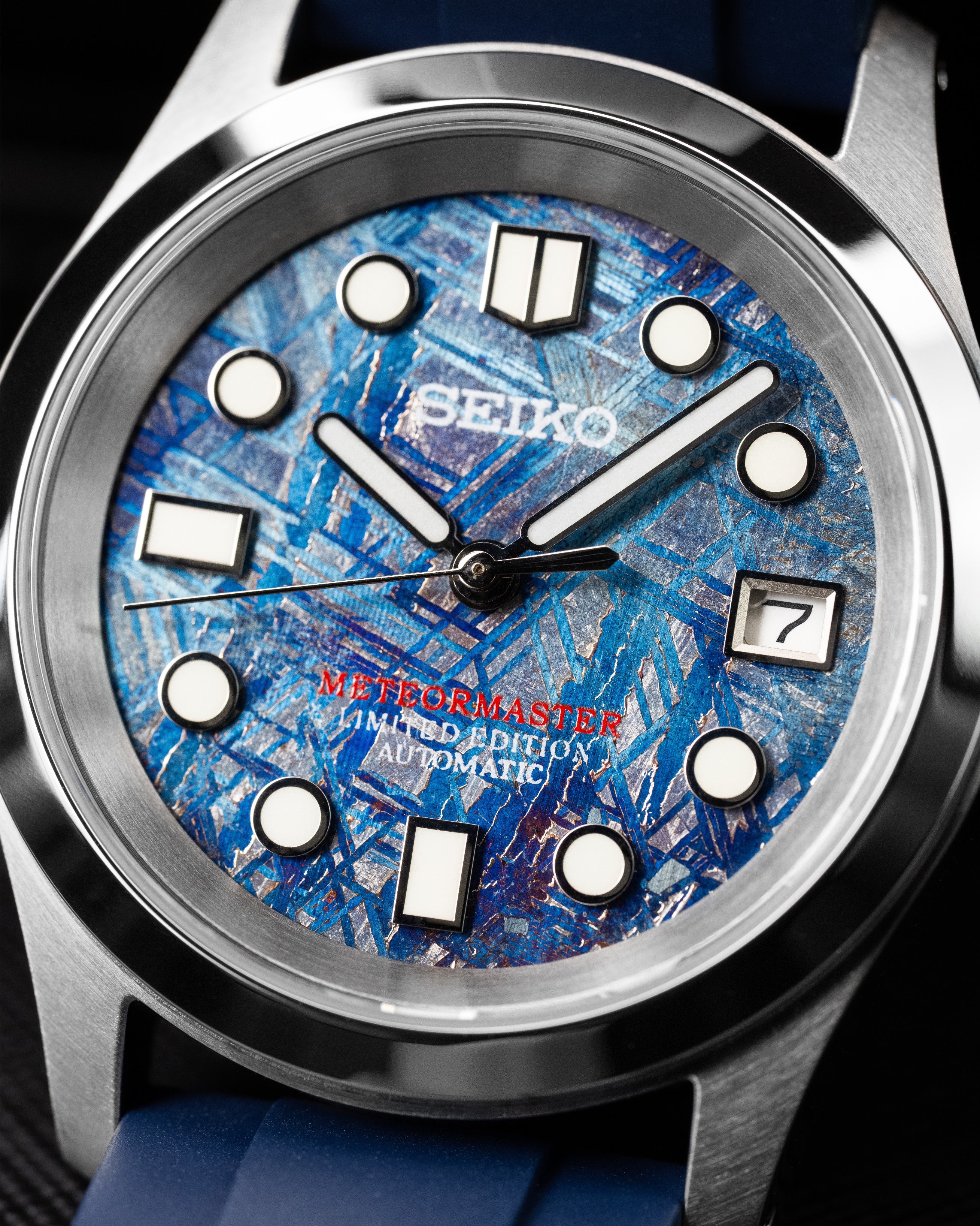 Custom Seiko Mod – Blue Meteor Rubber Strap6