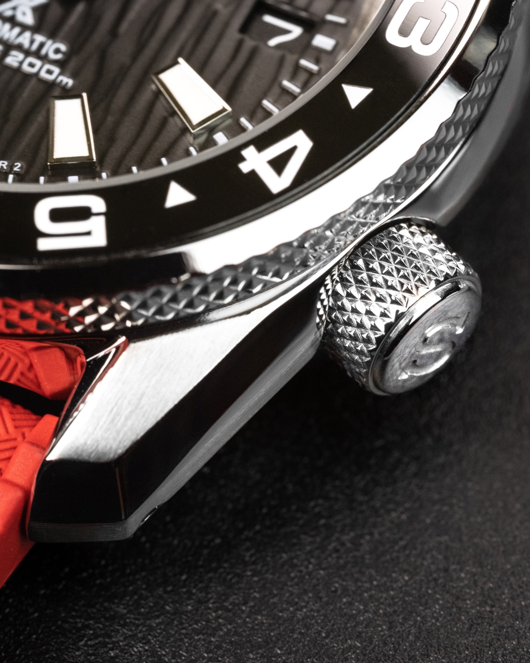 Custom Seiko Mod – MM300 Case Black Birch Dial Red Tropic Strap
