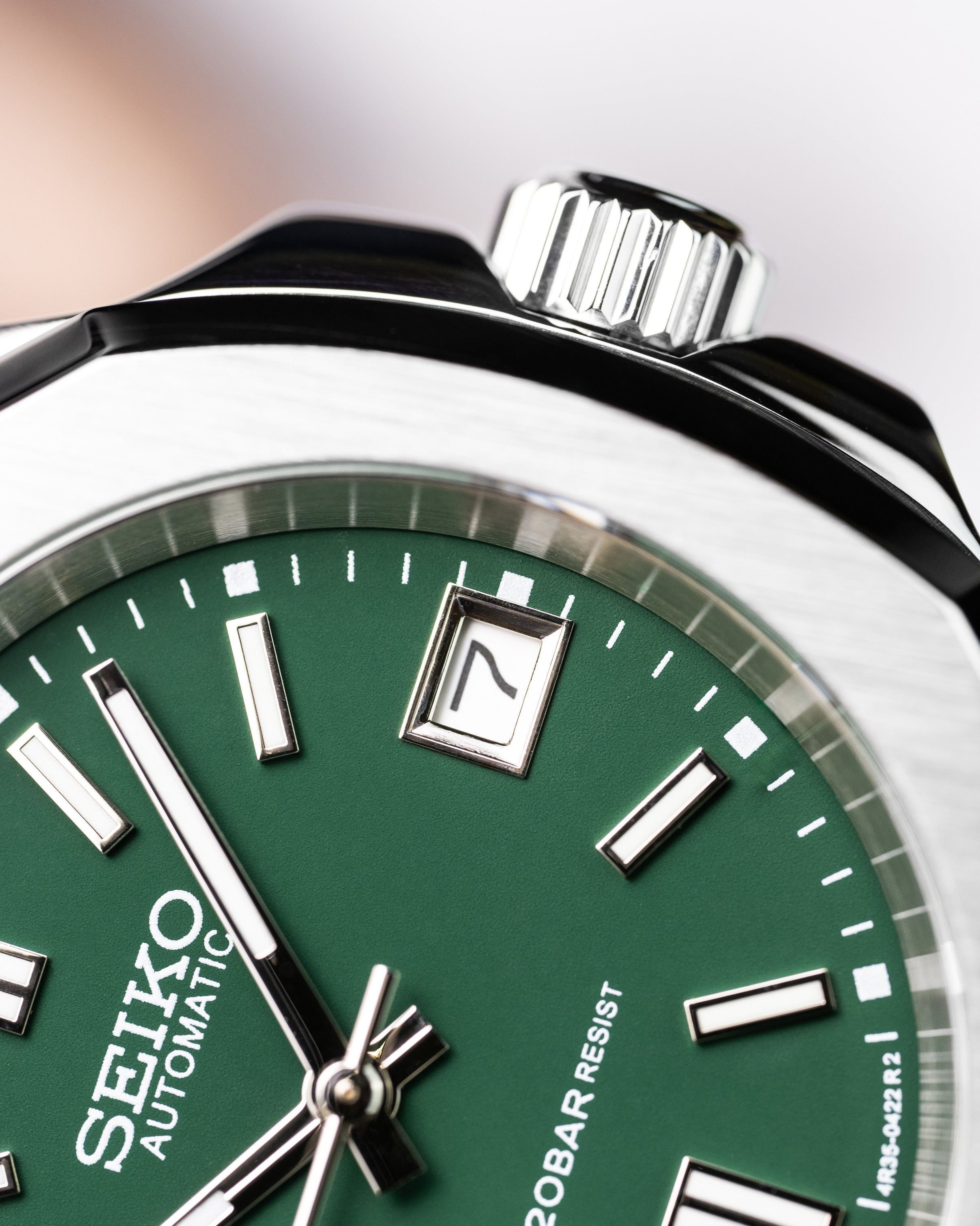 Custom Seiko Mod – Nautilus Homage With Green Dial Stainless Steel Case Curved Green Rubber Strap19