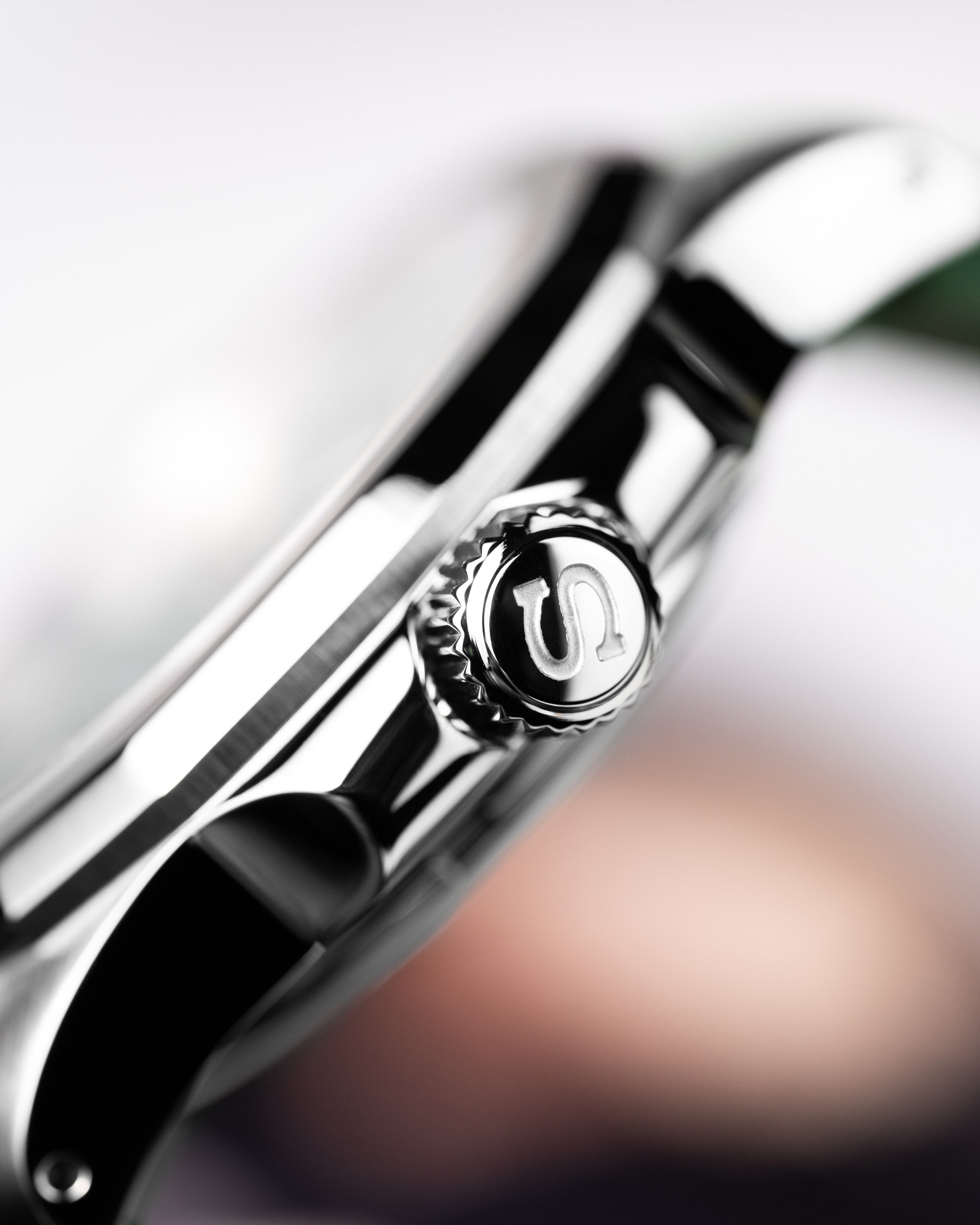 Custom Seiko Mod – Nautilus Homage With Green Dial Stainless Steel Case Curved Green Rubber Strap4