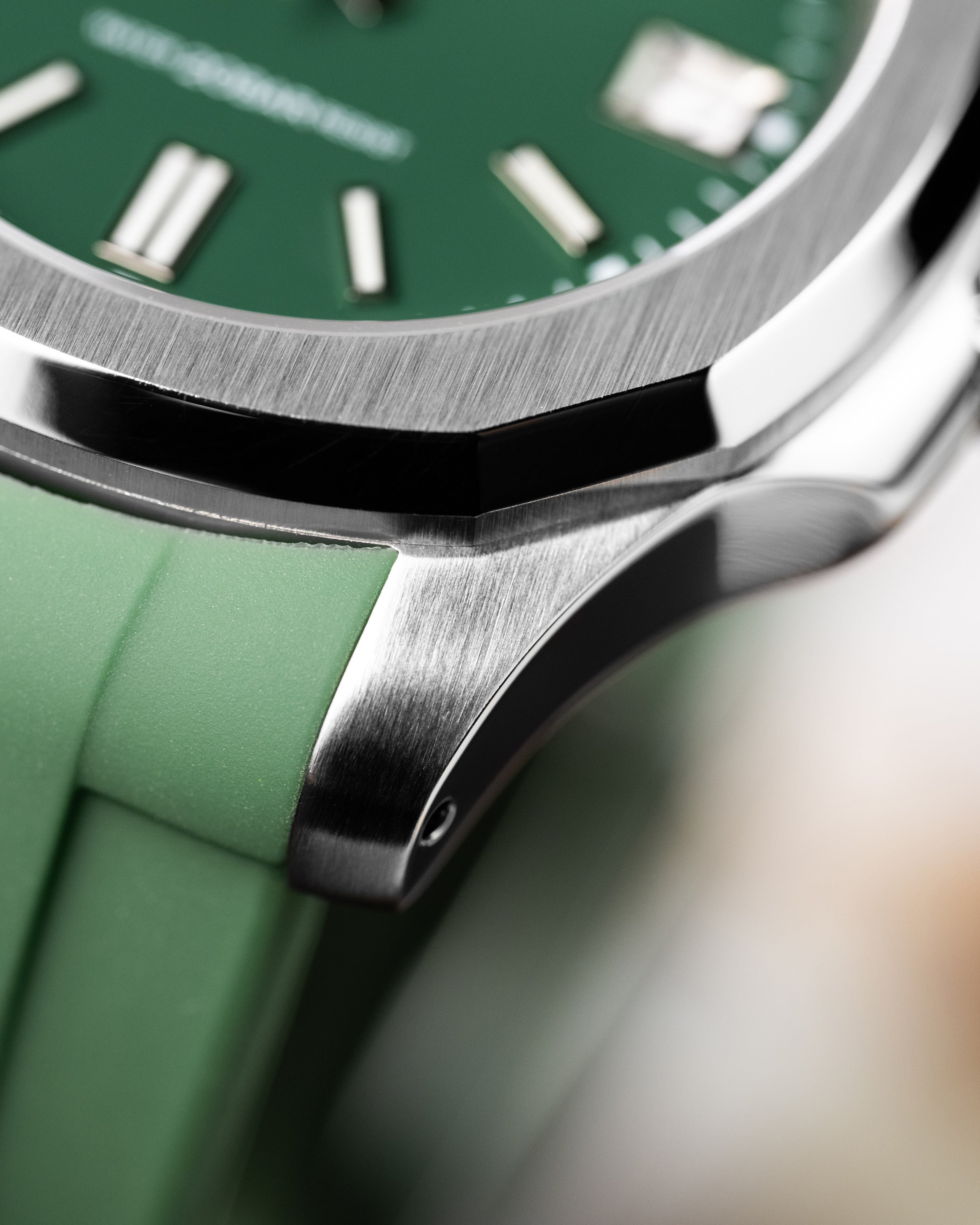 Custom Seiko Mod – Nautilus Homage With Green Dial Stainless Steel Case Curved Green Rubber Strap6