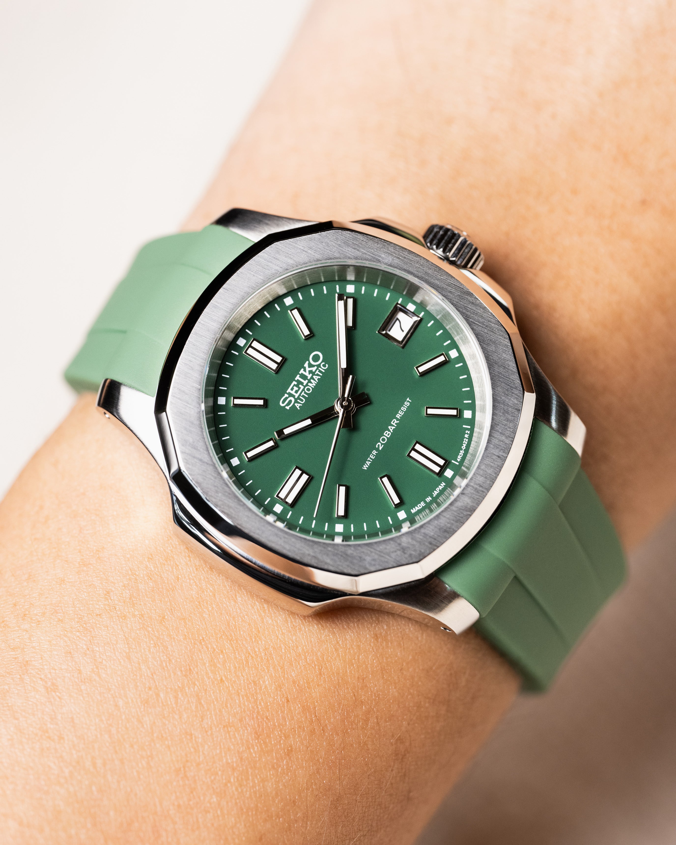 Midori Naut