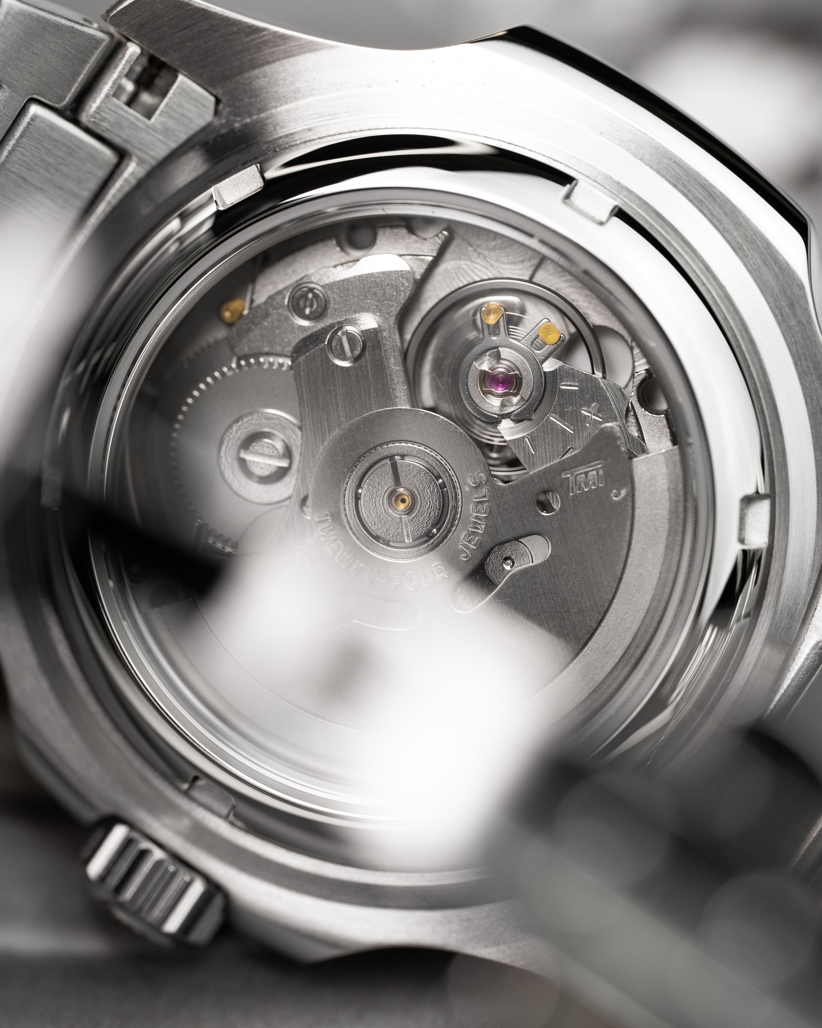 Custom Seiko Mod – Nautilus Homage With Tiffany Blue Textured Dial Brushed Stainless Steel Case And Integrated Bracelet15