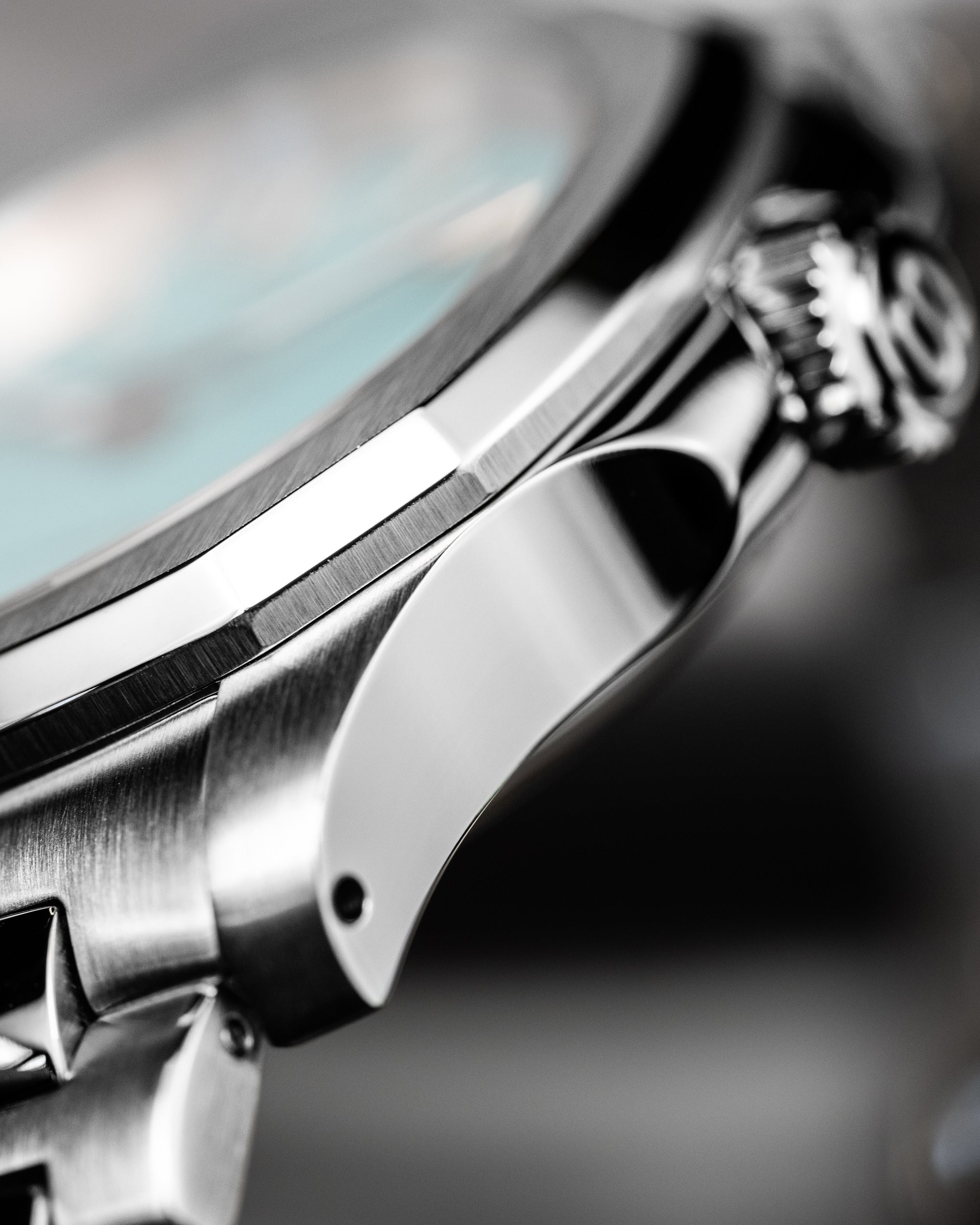 Custom Seiko Mod – Nautilus Homage With Tiffany Blue Textured Dial Brushed Stainless Steel Case And Integrated Bracelet18