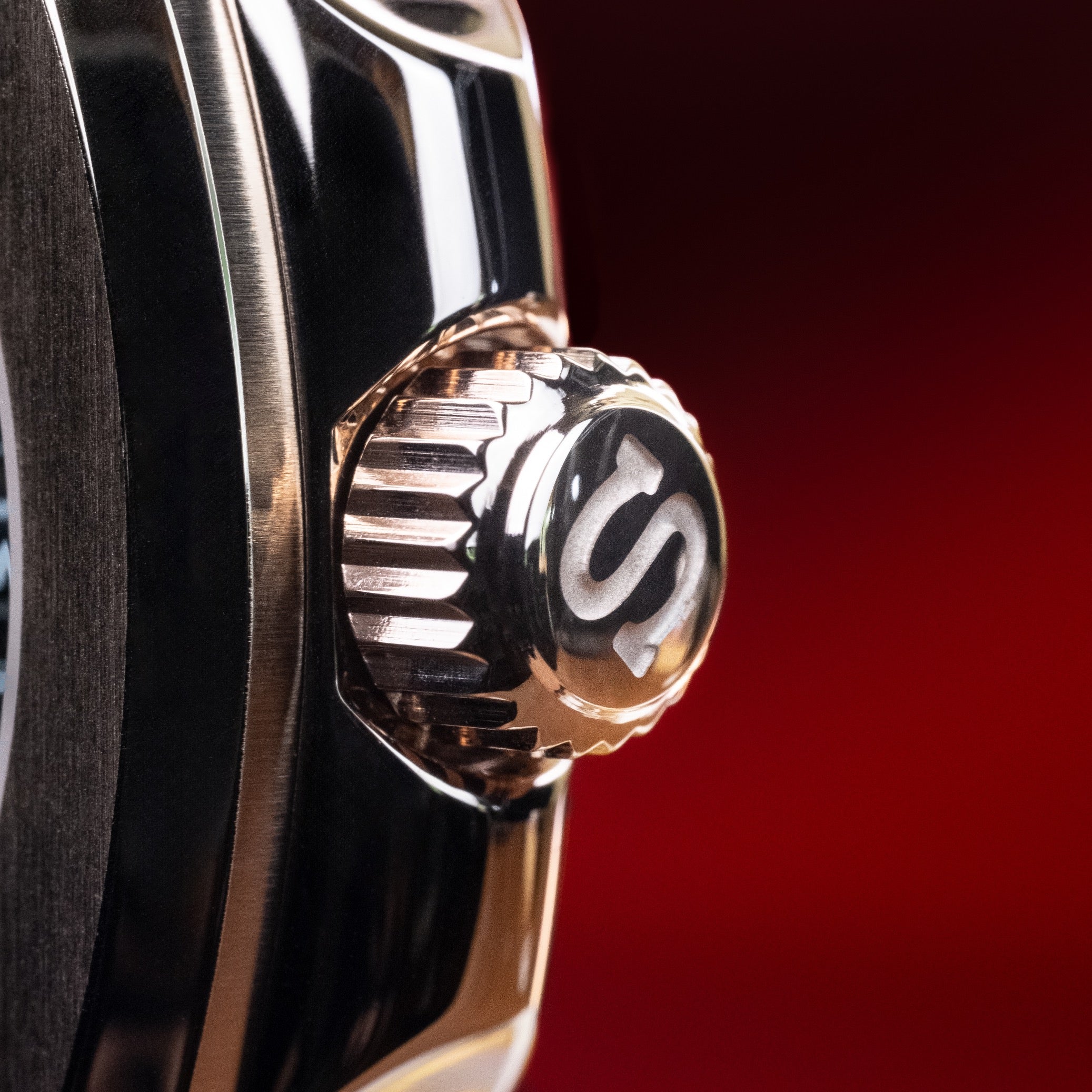 Custom Seiko Mod – Nautilus Watch With Rose Gold Case Waffle Textured Black Dial And Black Waffle Rubber Strap9