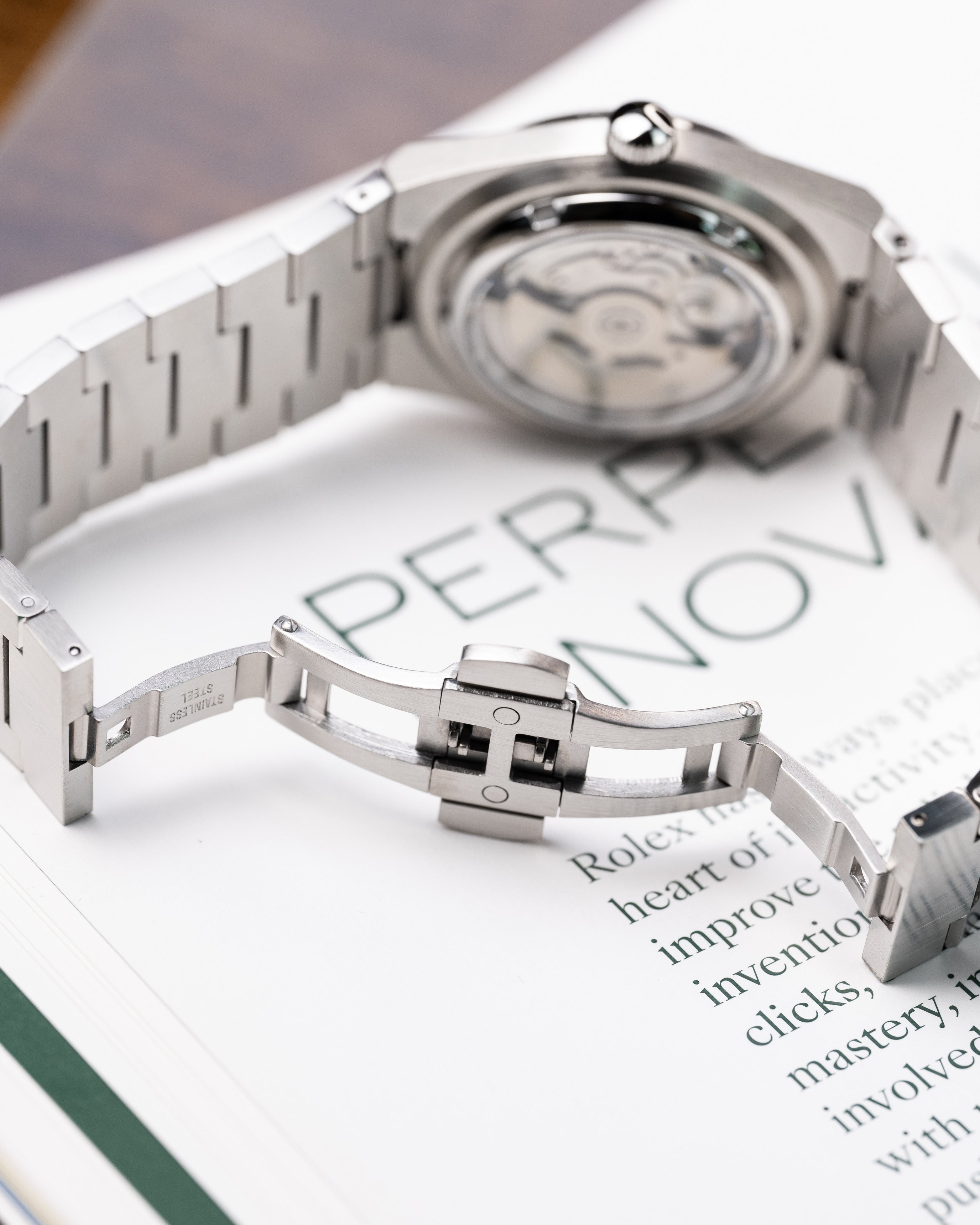 Custom Seiko Mod – PRX With Integrated Stainless Steel Bracelet And Green Sunburst Dial