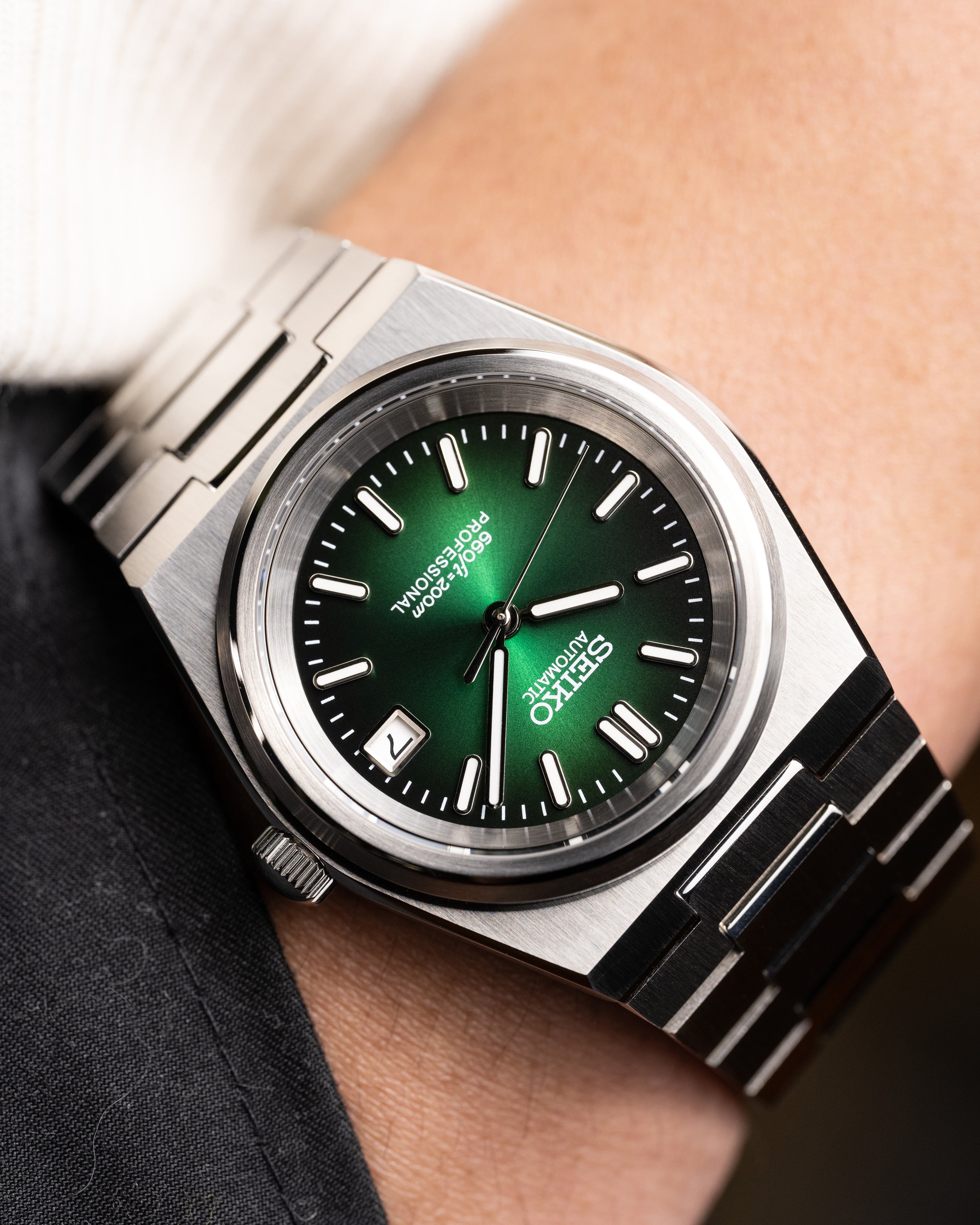 Custom Seiko Mod – PRX With Integrated Stainless Steel Bracelet And Green Sunburst Dial Worn On Hand