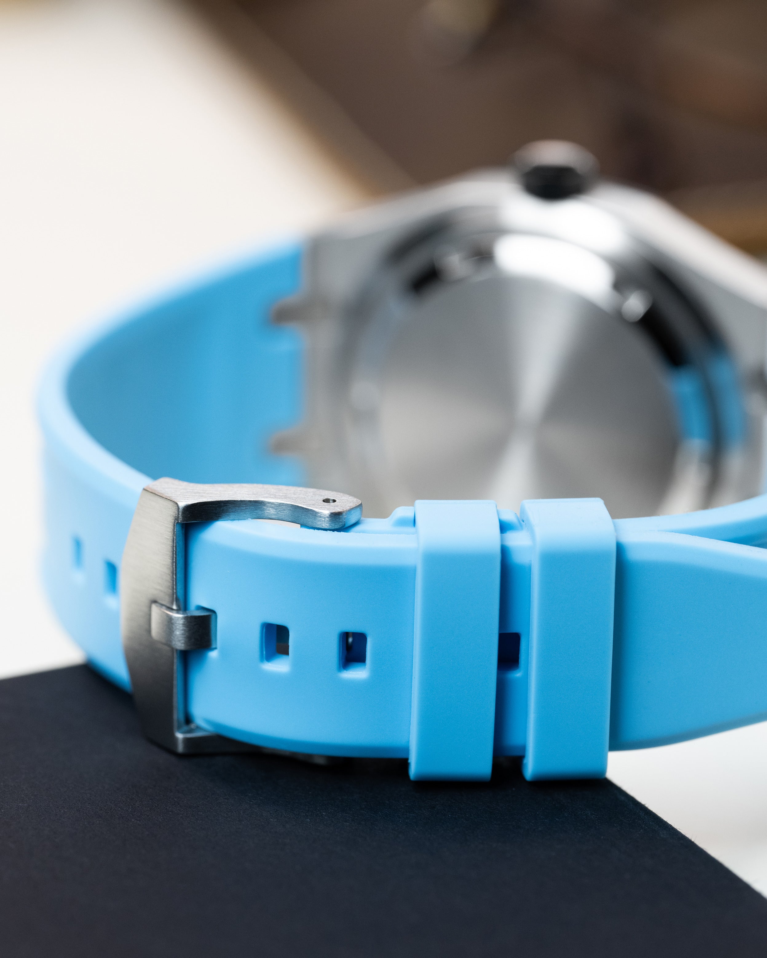 Custom Seiko Mod – Royal Oak Ap Homage Watch With Wave Textured Blue Dial Black Octagonal Bezel Orange Tipped Seconds Hand And Tiffany Blue Rubber Strap10