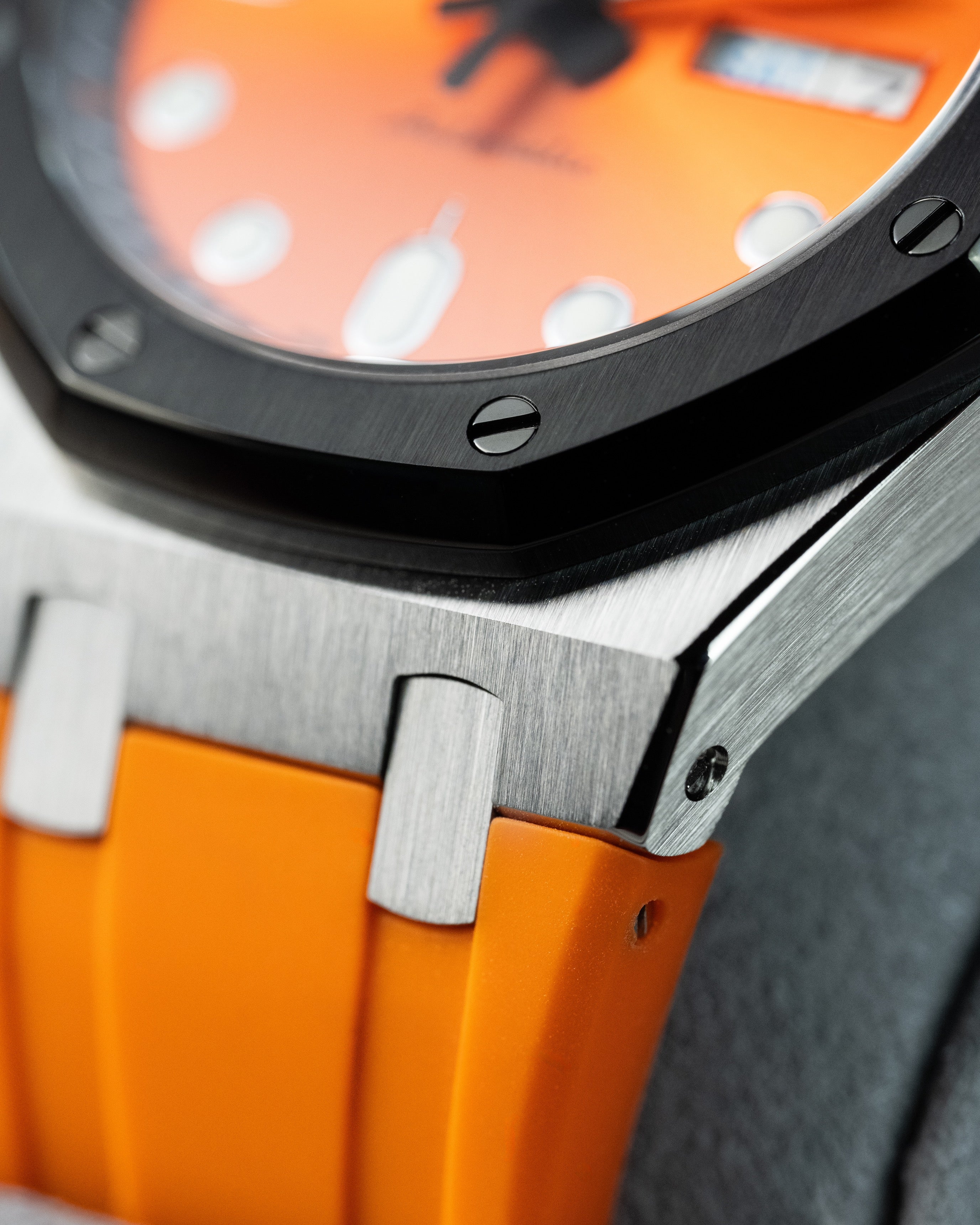 Custom Seiko Mod – Royal Oak Ap With Bold Orange Sunburst Dial Black Octagonal Bezel And Matching Orange Rubber Strap10