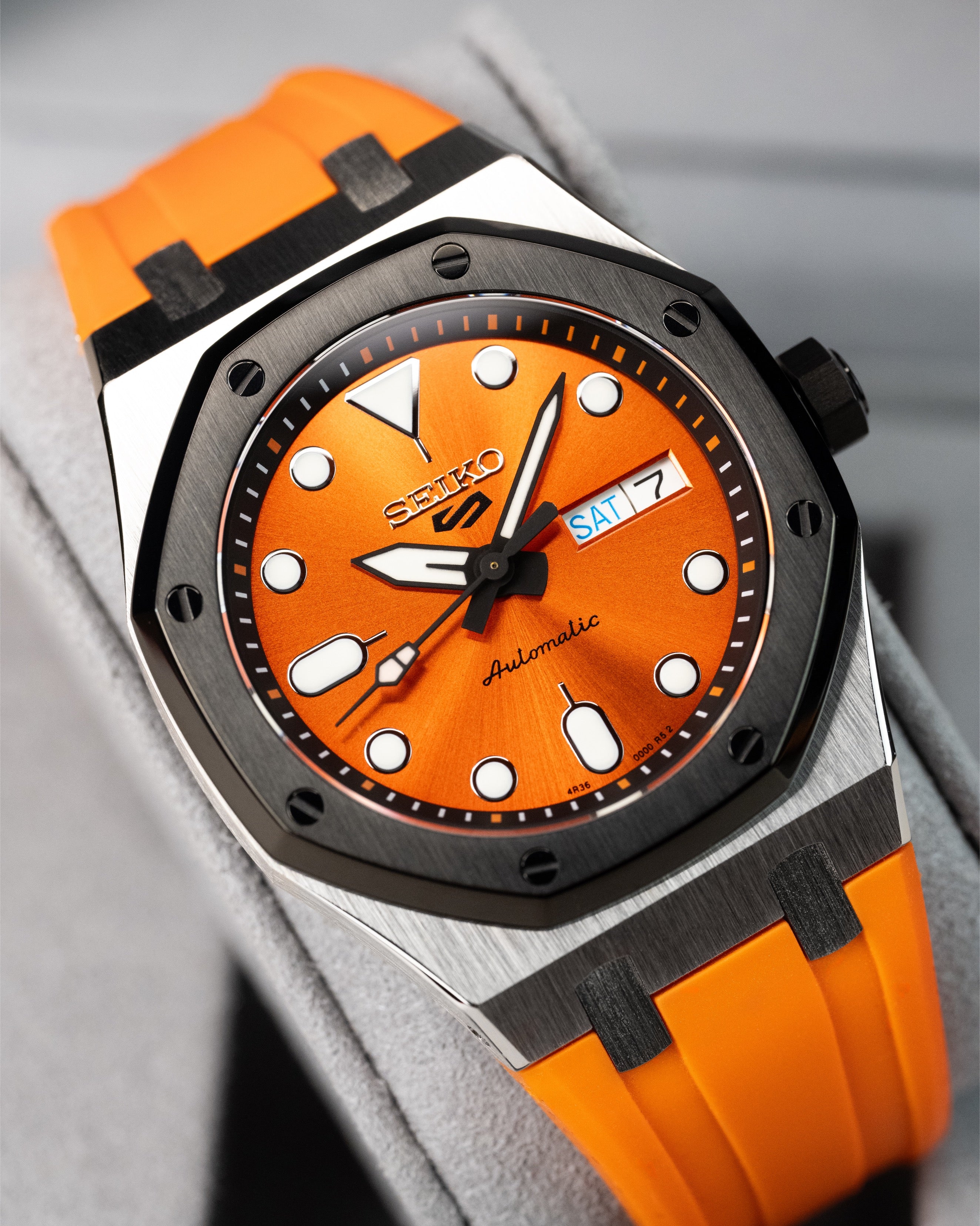 Custom Seiko Mod – Royal Oak Ap With Bold Orange Sunburst Dial Black Octagonal Bezel And Matching Orange Rubber Strap4