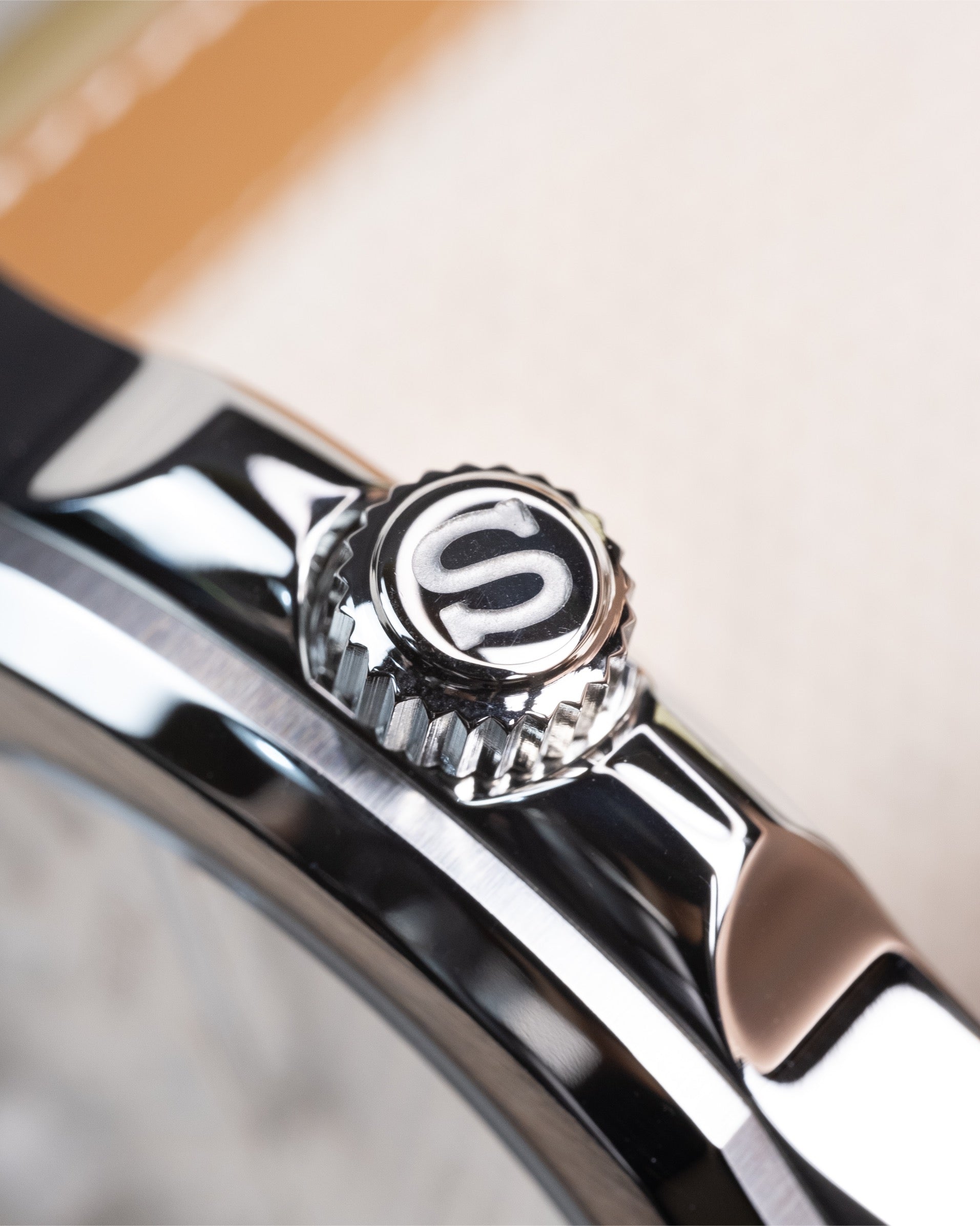 Custom Seiko Mod – Seikonaut Nautilus Case With White Waffle Dial And Beige Leather Strap7