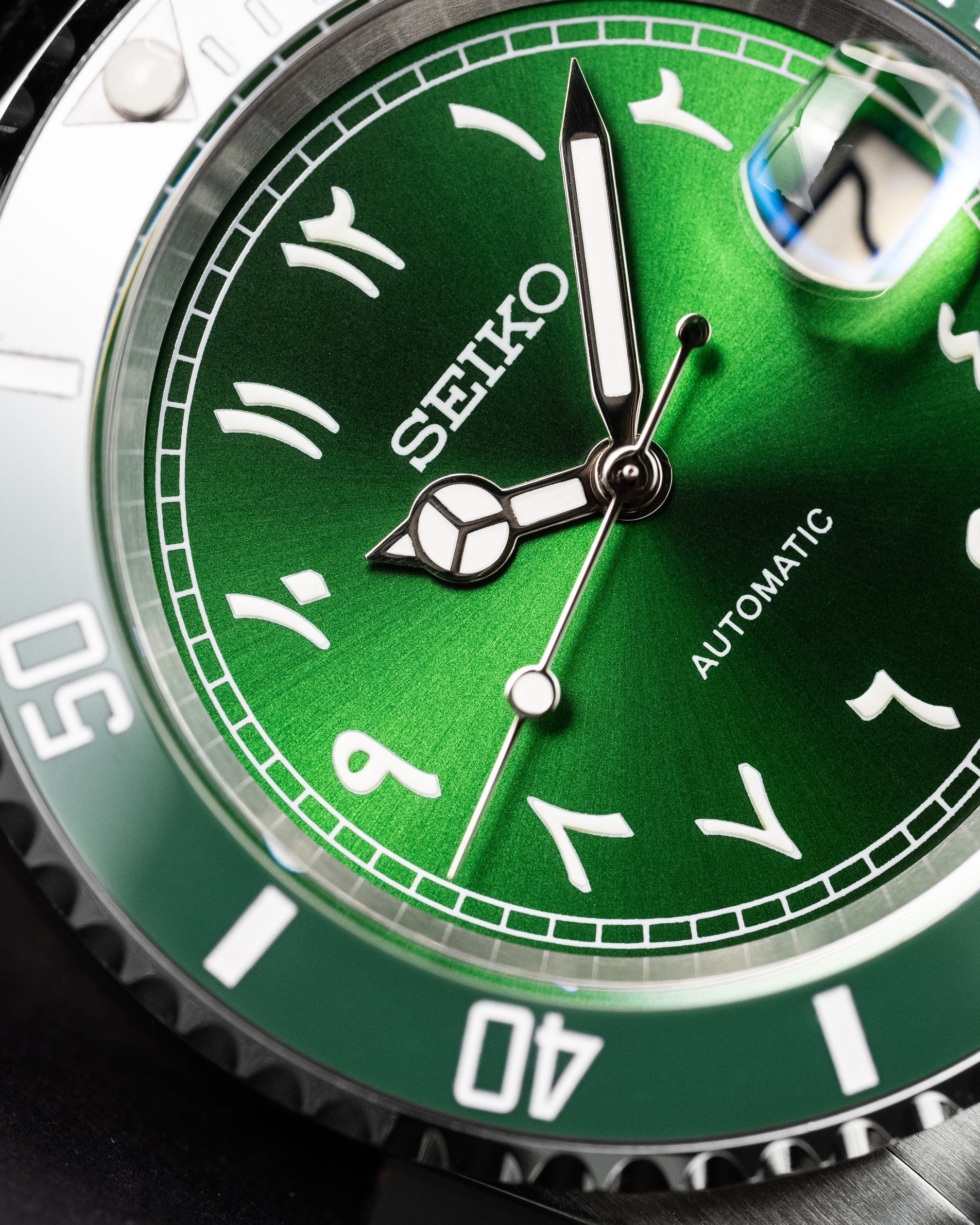 Custom Seiko Mod – Submariner Homage With Green Arabic Numeral Dial Green Bezel Automatic Movement Stainless Steel Oyster Bracelet12