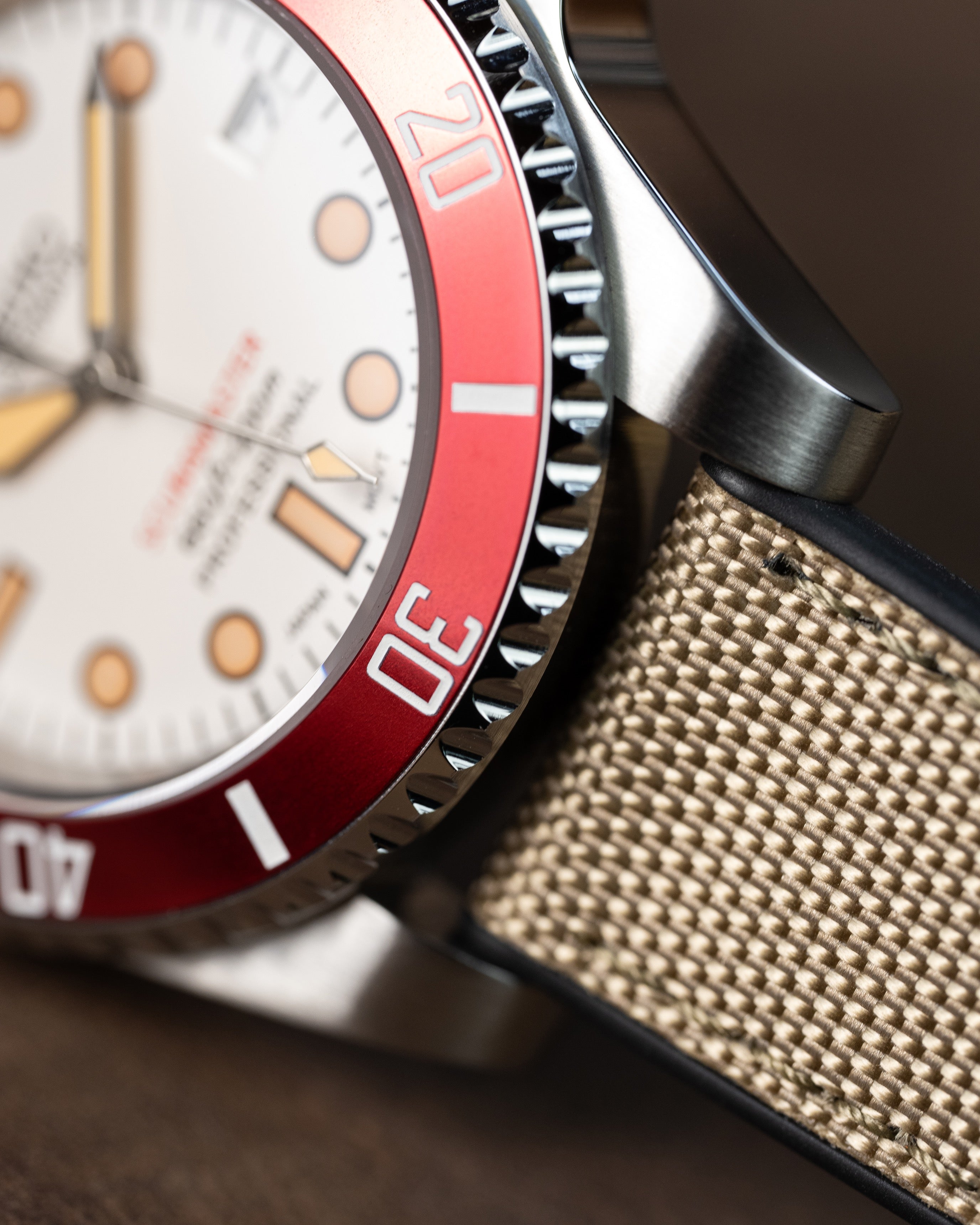 Custom Seiko Mod – Submariner Scubamaster Watch With White Dial Red Bezel Vintage Lume Markers Khaki Canvas Strap11