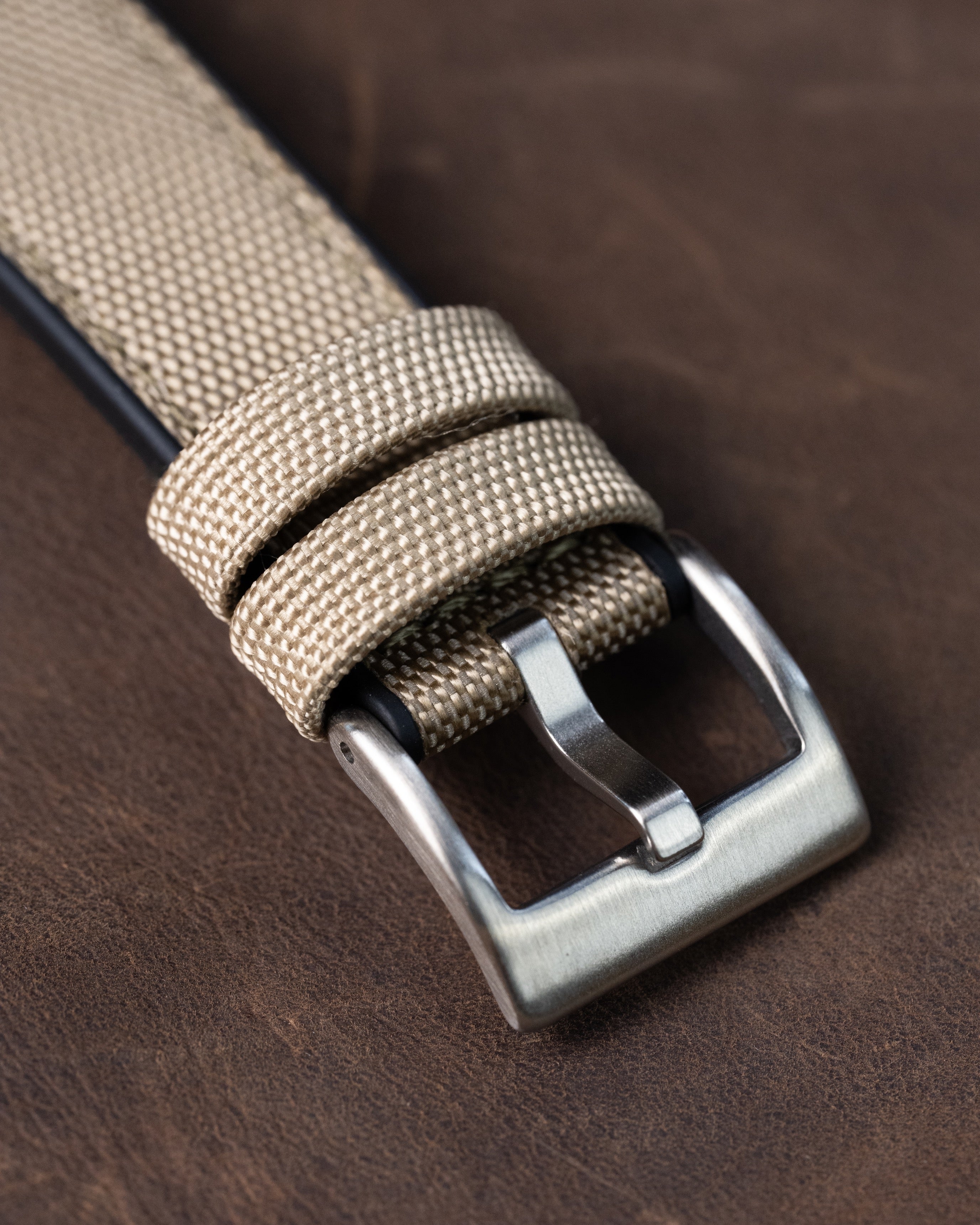 Custom Seiko Mod – Submariner Scubamaster Watch With White Dial Red Bezel Vintage Lume Markers Khaki Canvas Strap14