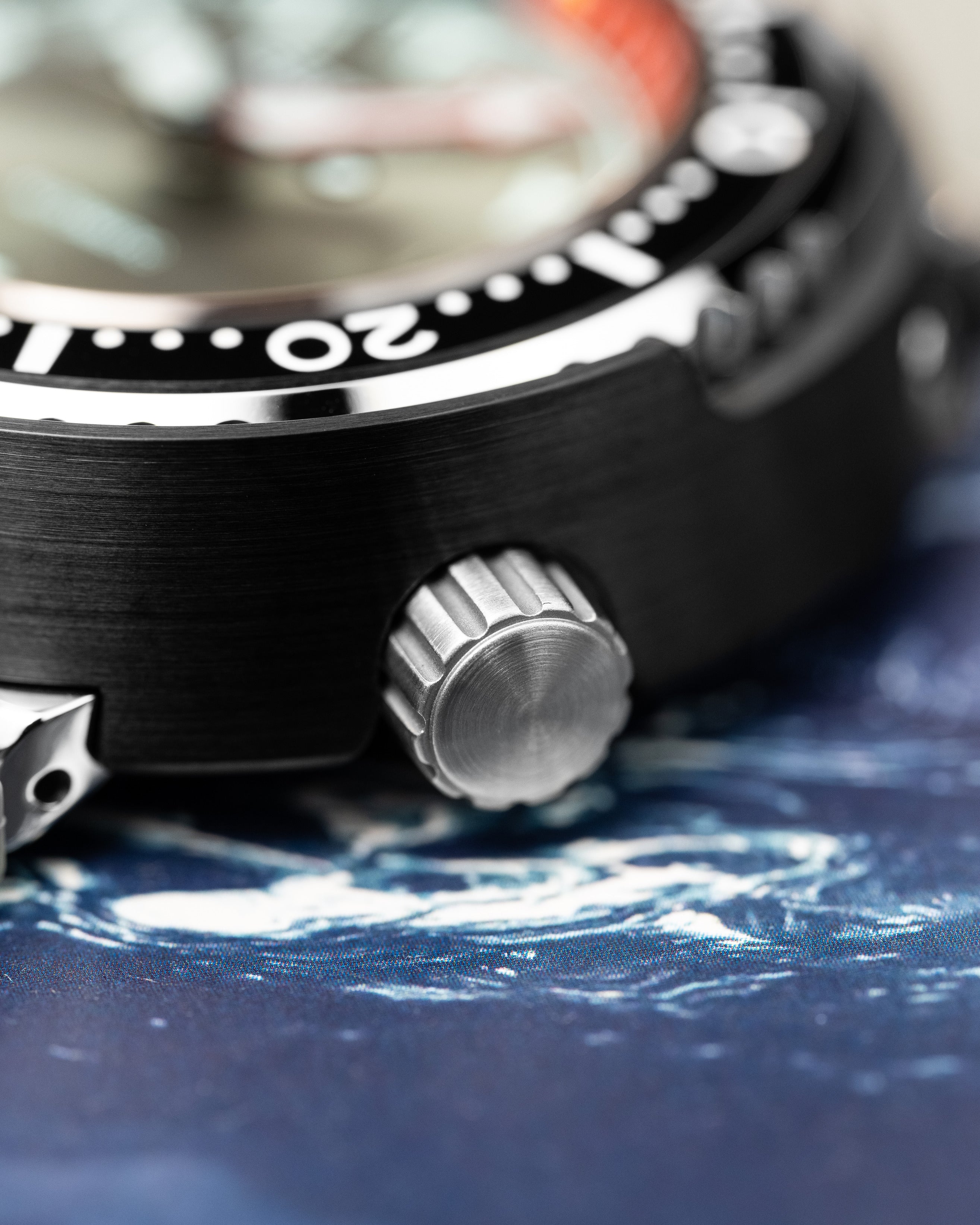 Custom Seiko Mod – Tuna Stainless Steel Case Red Details Grey Arabic Numeral Dials Black Rubber Strap8