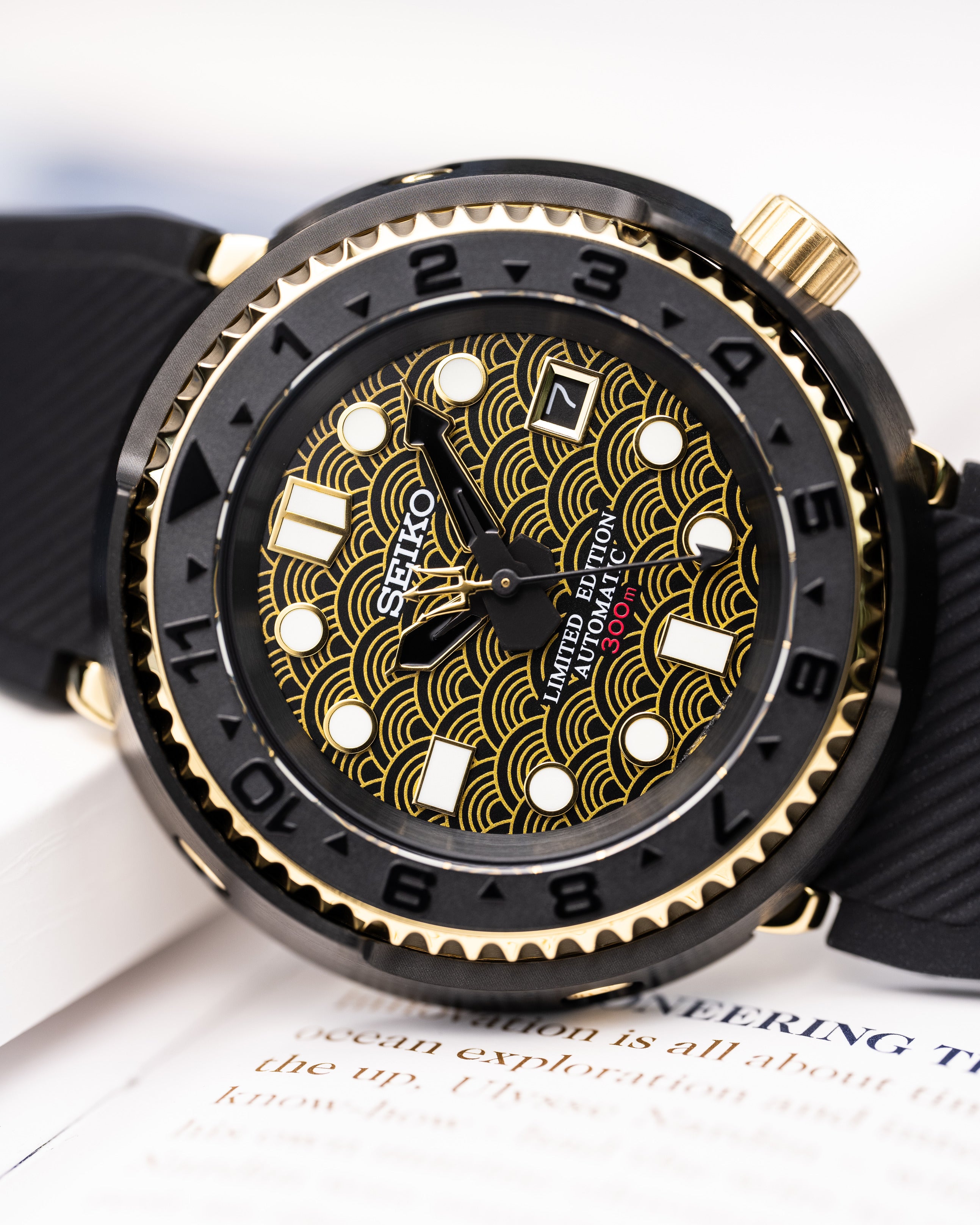 Custom Seiko Mod – Tuna Watch With Black And Gold Seigaiha Wave Pattern Dial Black Bezel Gold Poseidon Trident Seconds Hand Black Rubber Strap16