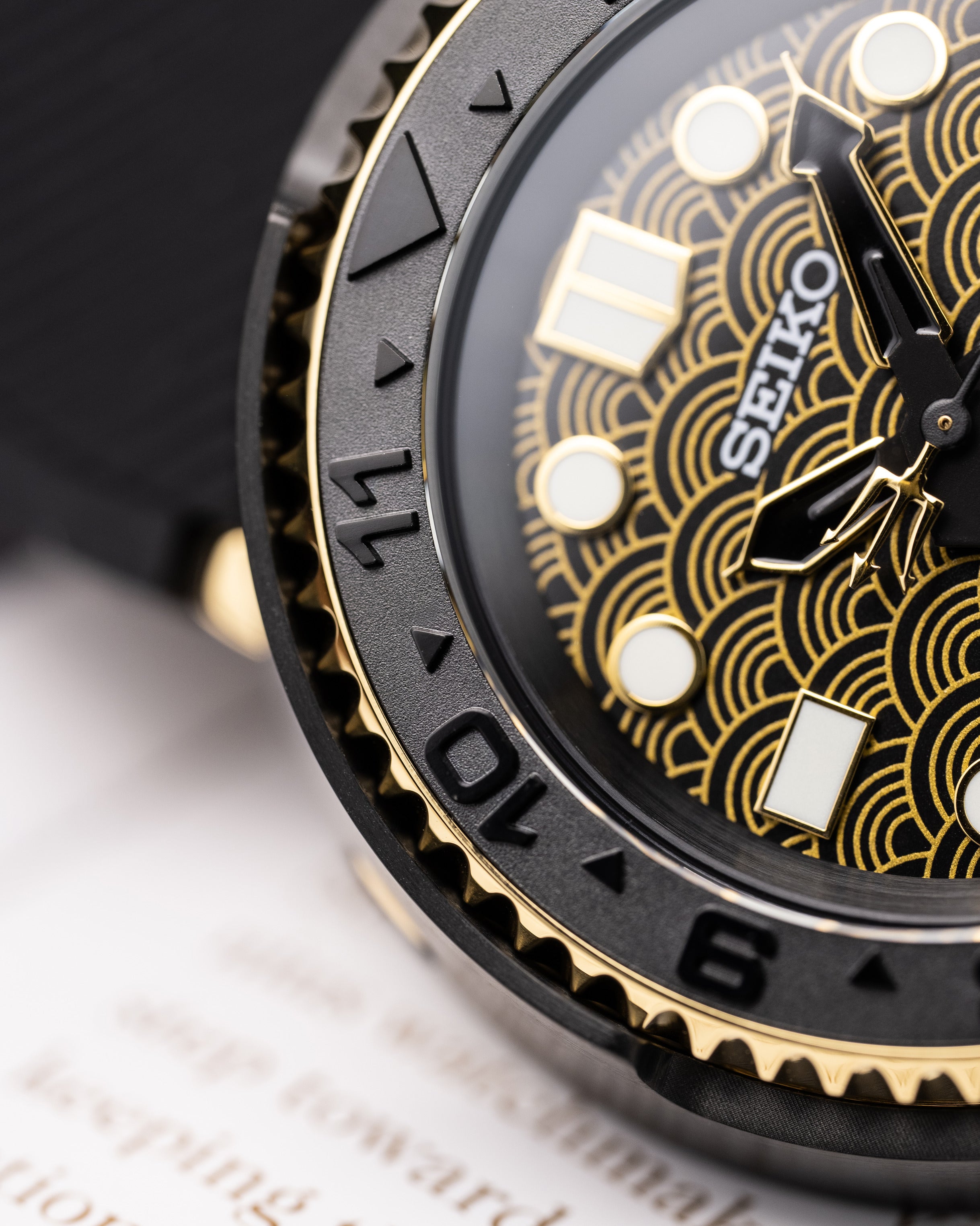 Custom Seiko Mod – Tuna Watch With Black And Gold Seigaiha Wave Pattern Dial Black Bezel Gold Poseidon Trident Seconds Hand Black Rubber Strap18