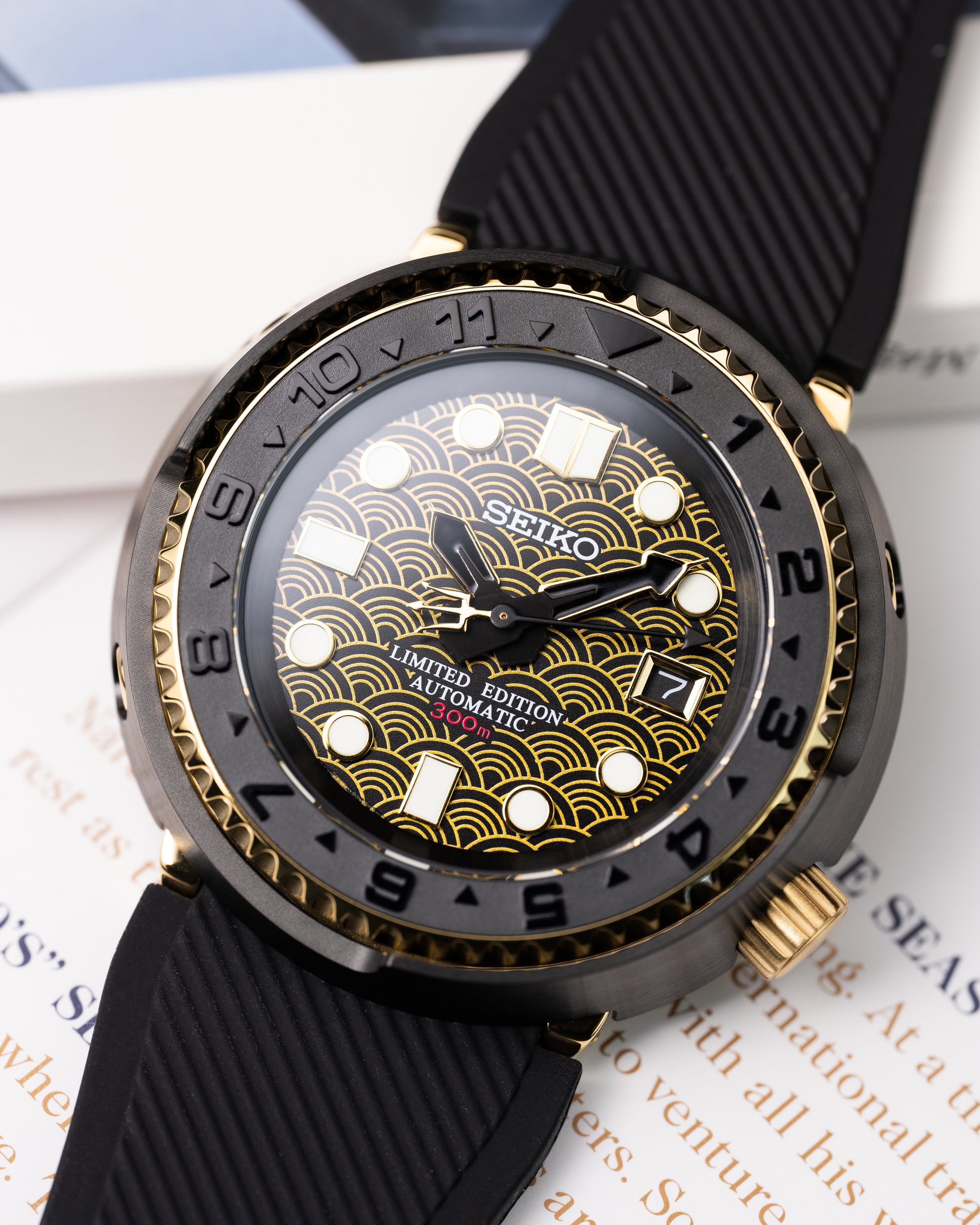 Custom Seiko Mod – Tuna Watch With Black And Gold Seigaiha Wave Pattern Dial Black Bezel Gold Poseidon Trident Seconds Hand Black Rubber Strap6