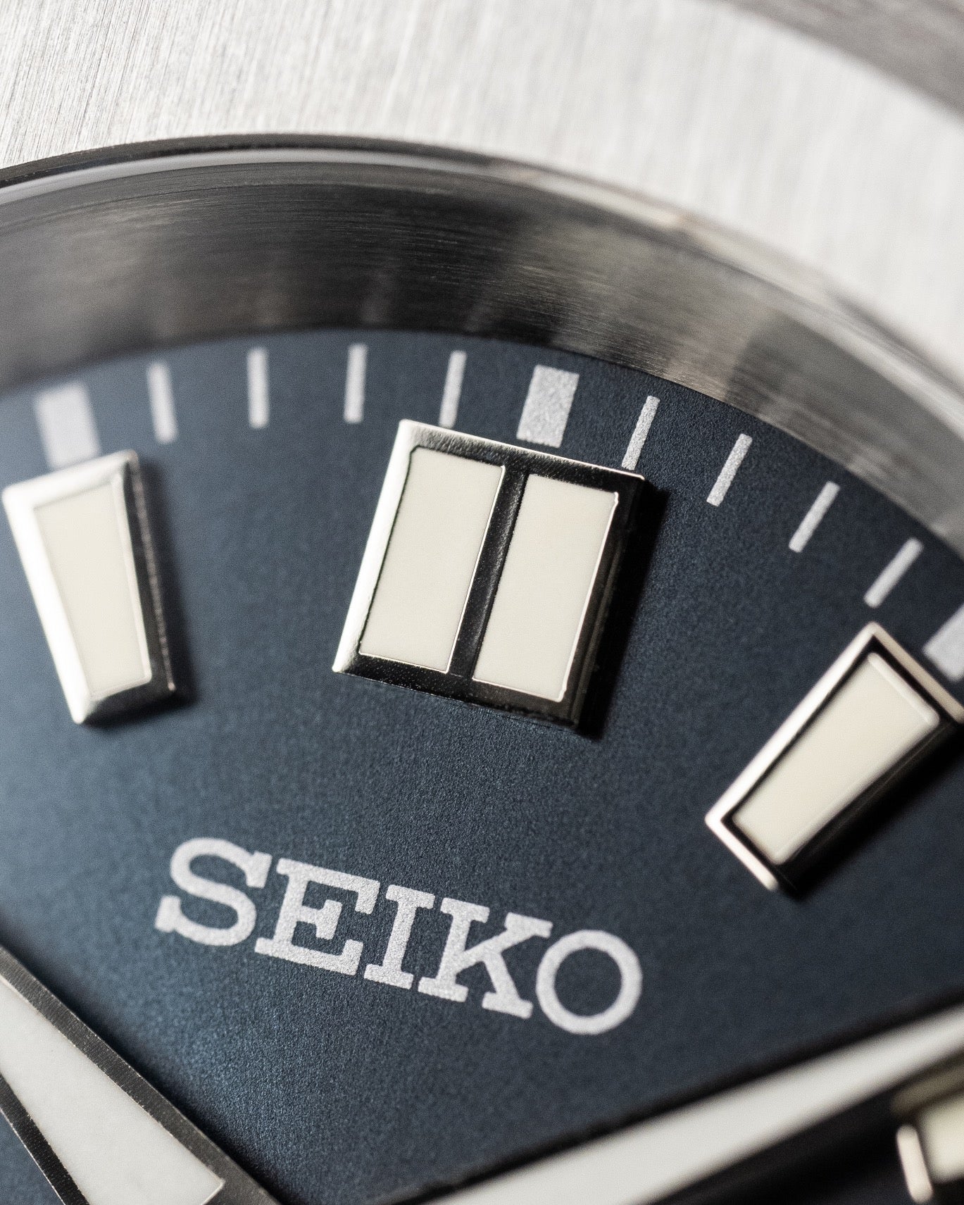 Custom Seiko Mod – Watch With Brushed Case Gradient Blue Dial Yellow Seconds Hand Custom Wheel Rim Exhibition See Through Caseback And Black Rubber Strap