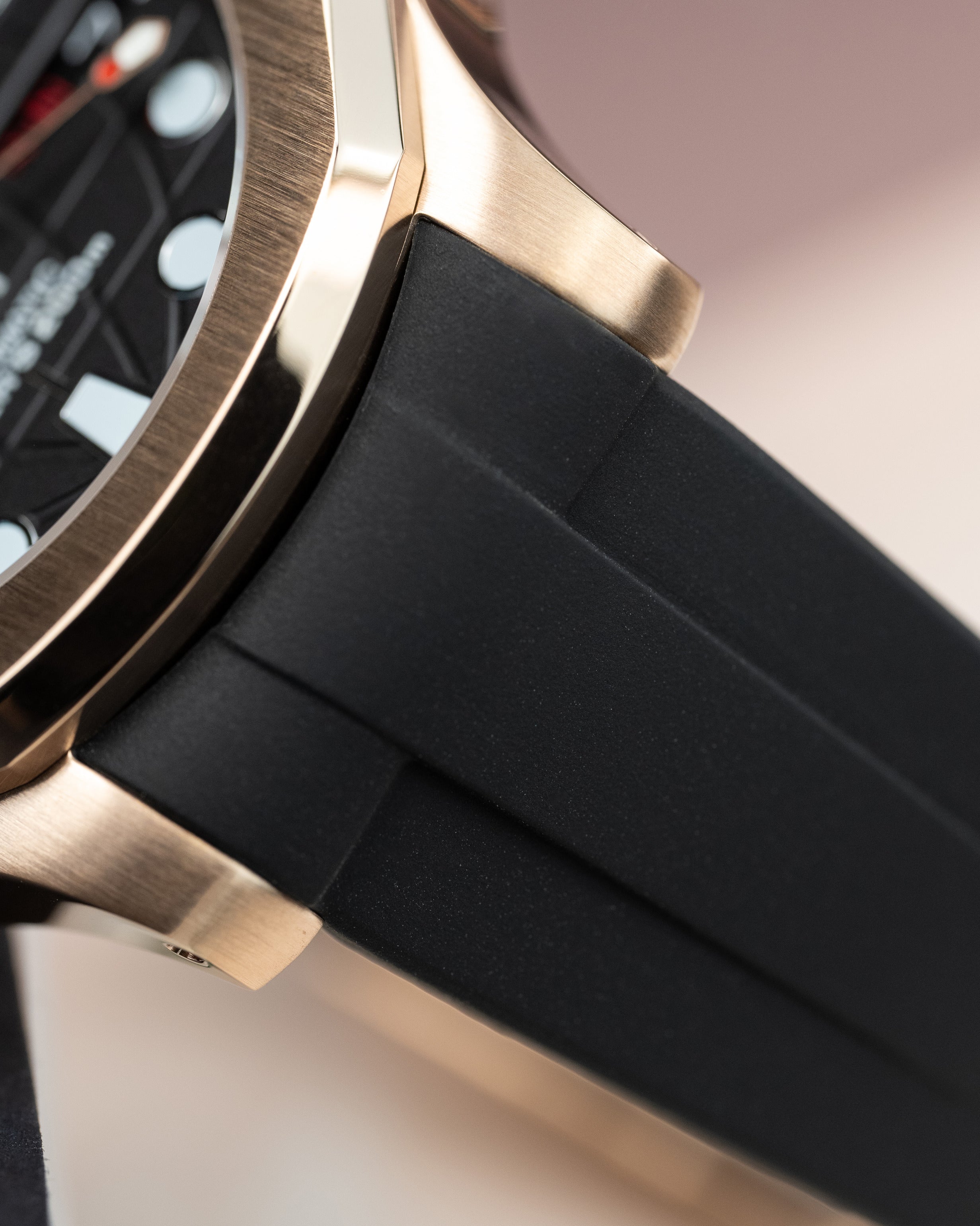 Custom Seiko Mod – Watch With Rose Gold Nautilus Case Black Globe Padidial Black Rubber Strap8