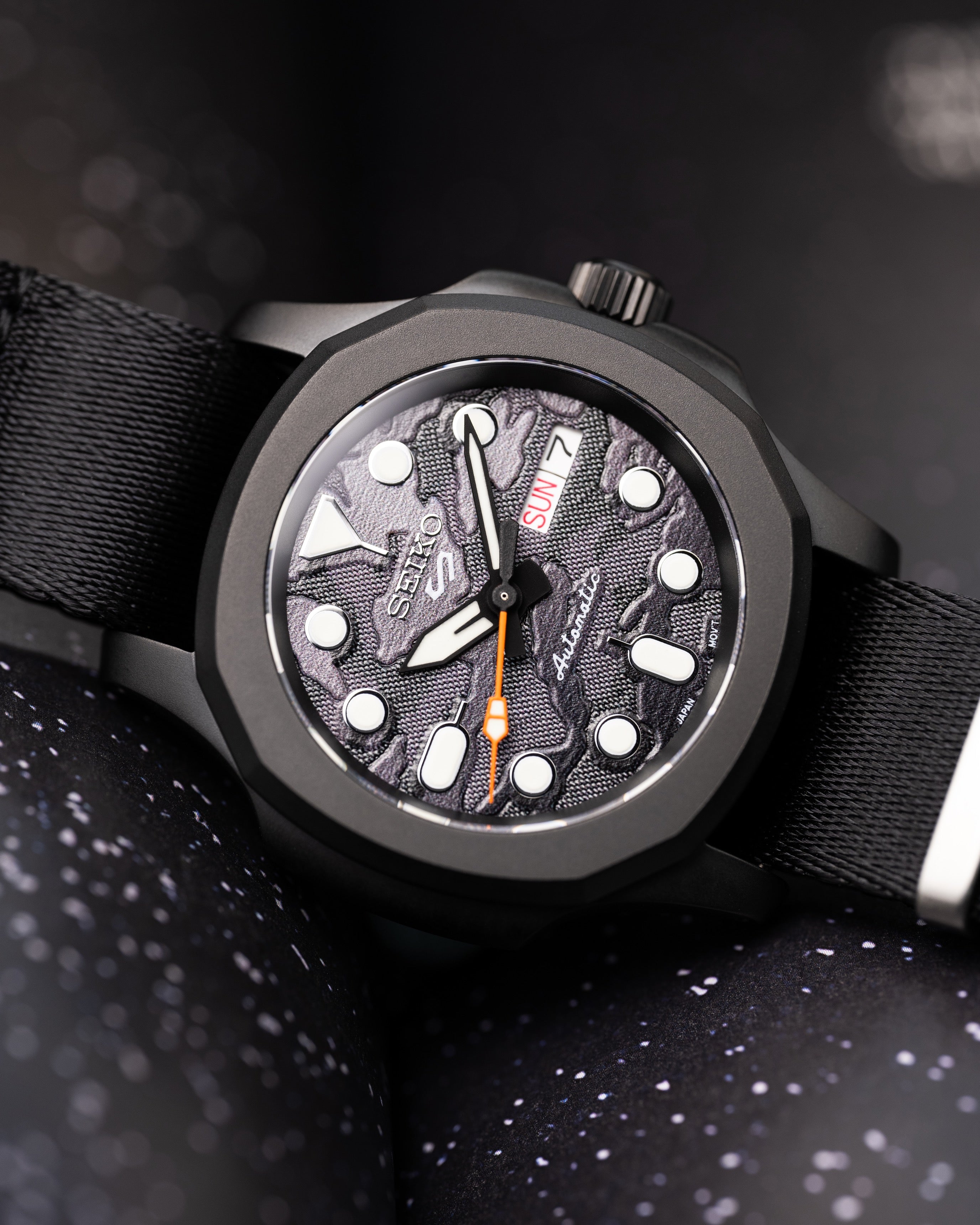 Custom Seiko Mod – With Blackout Nautilus Case Black Camo Textured Dial Orange Seconds Hand Orange S Crown Black Nato Strap