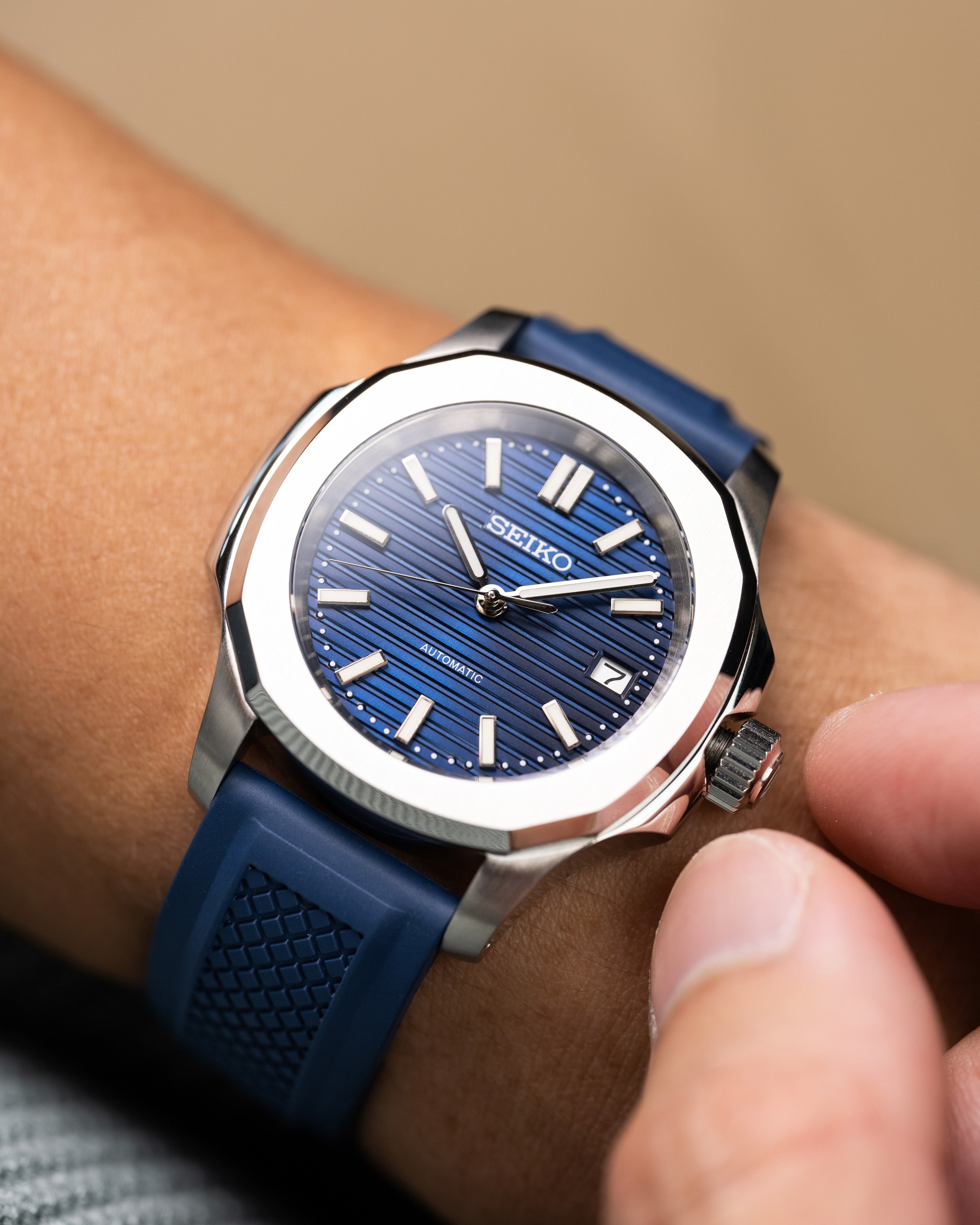 Cobalt Explorer