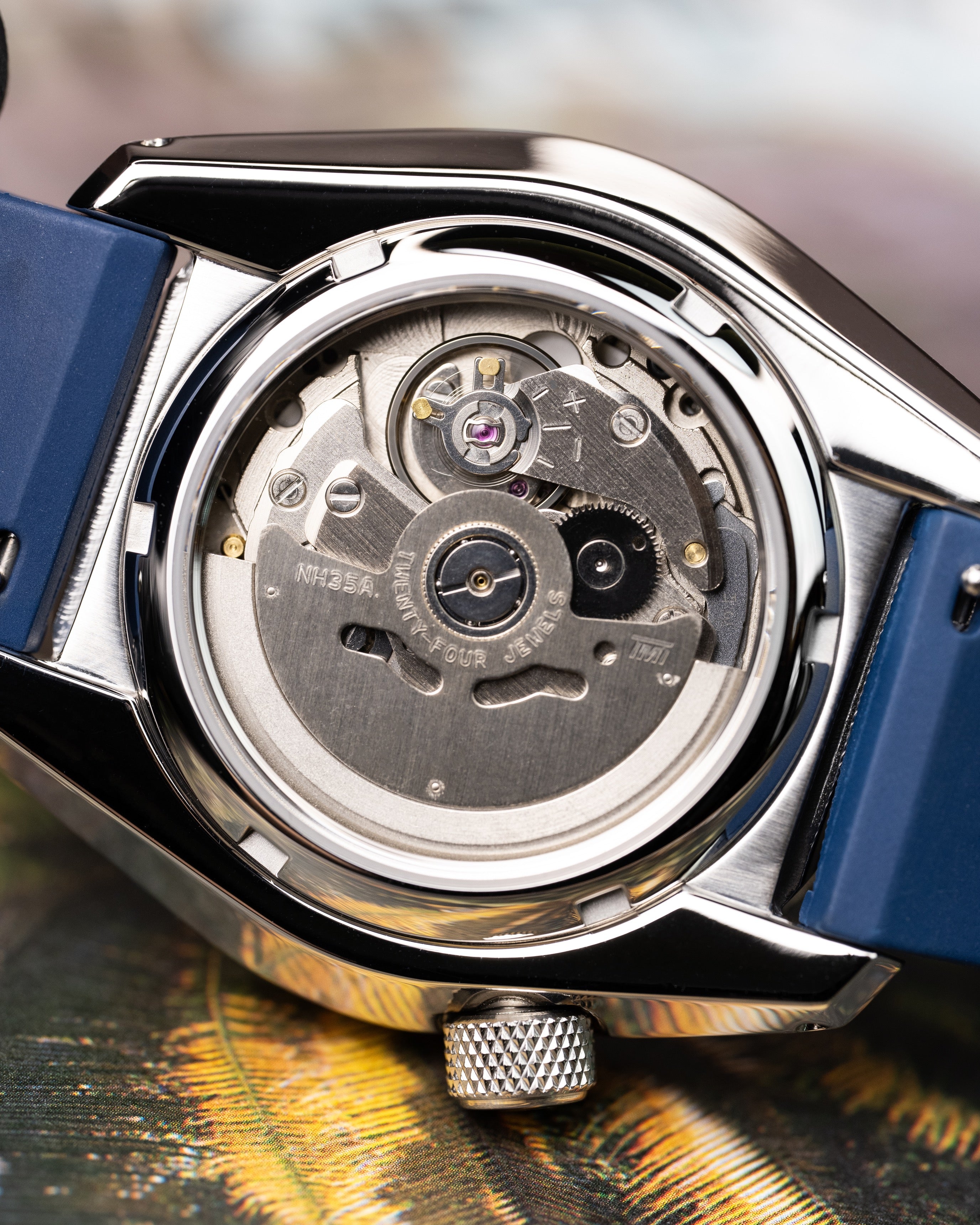 Custom Seiko Mod – With Textured Ocean Navy Blue Samurai Dial Lightning Yellow Seconds Hand Blue Tropic Rubber Strap Stainless Steel MM300 Case