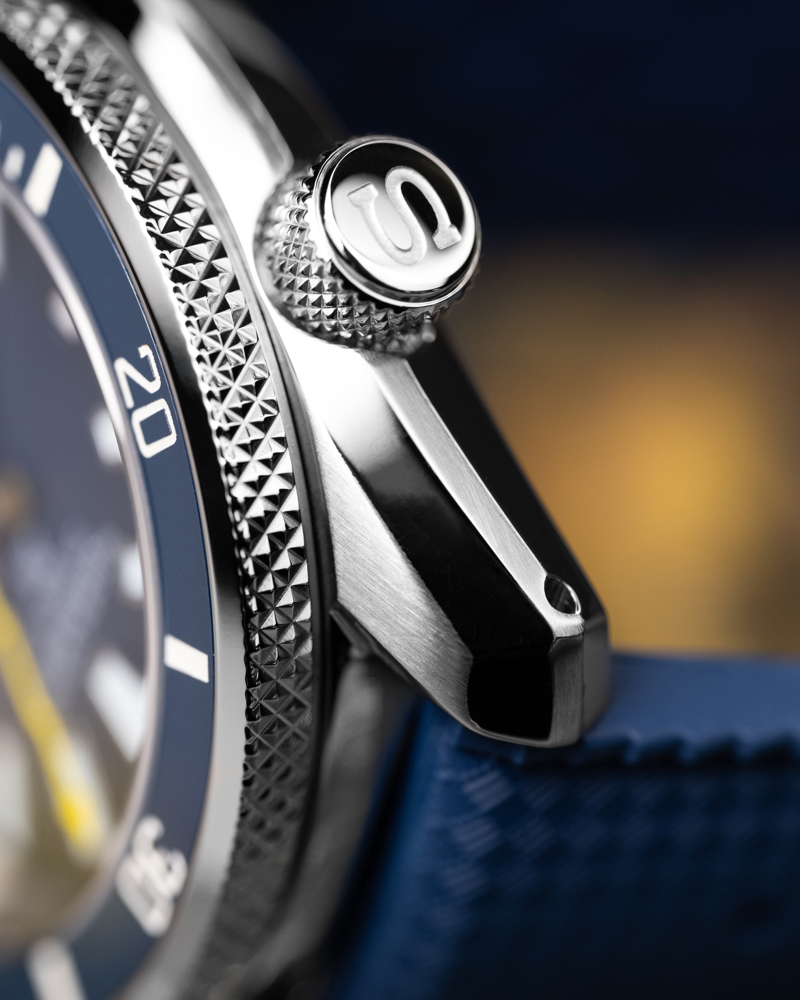 Custom Seiko Mod – With Textured Ocean Navy Blue Samurai Dial Lightning Yellow Seconds Hand Blue Tropic Rubber Strap Stainless Steel MM300 Case