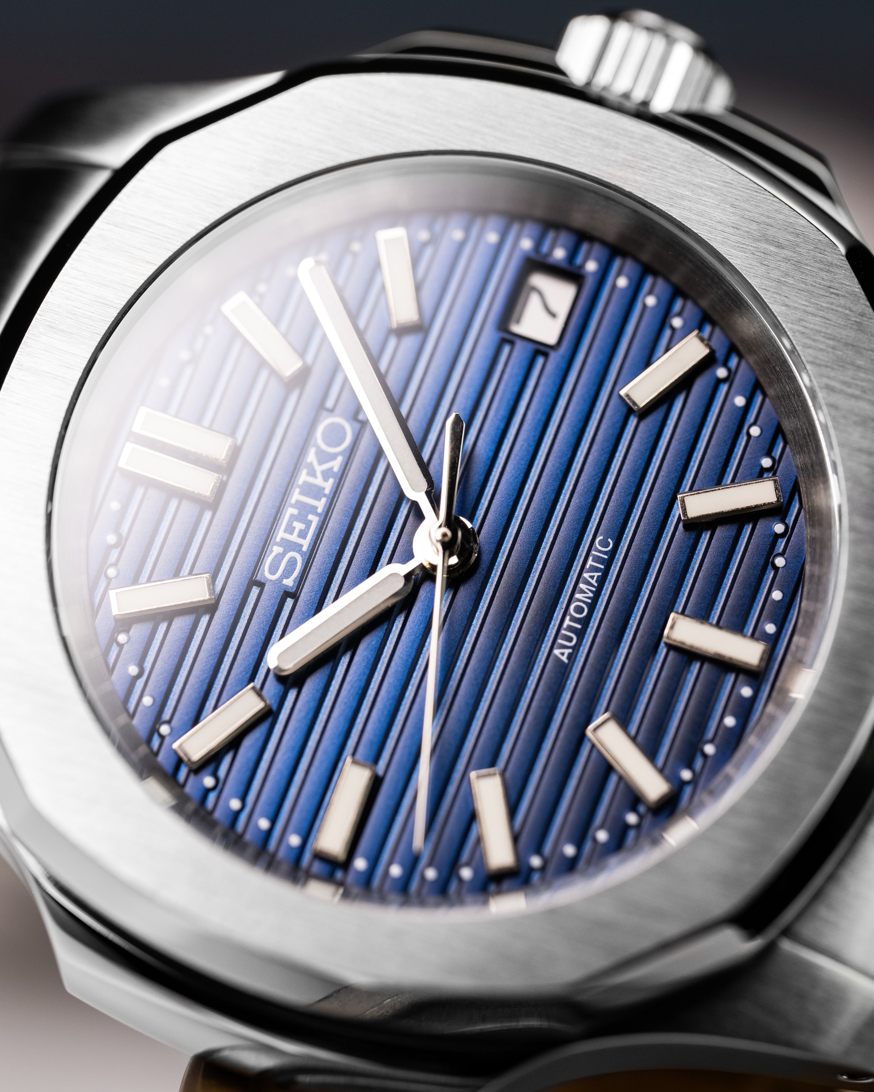 Cobalt Explorer