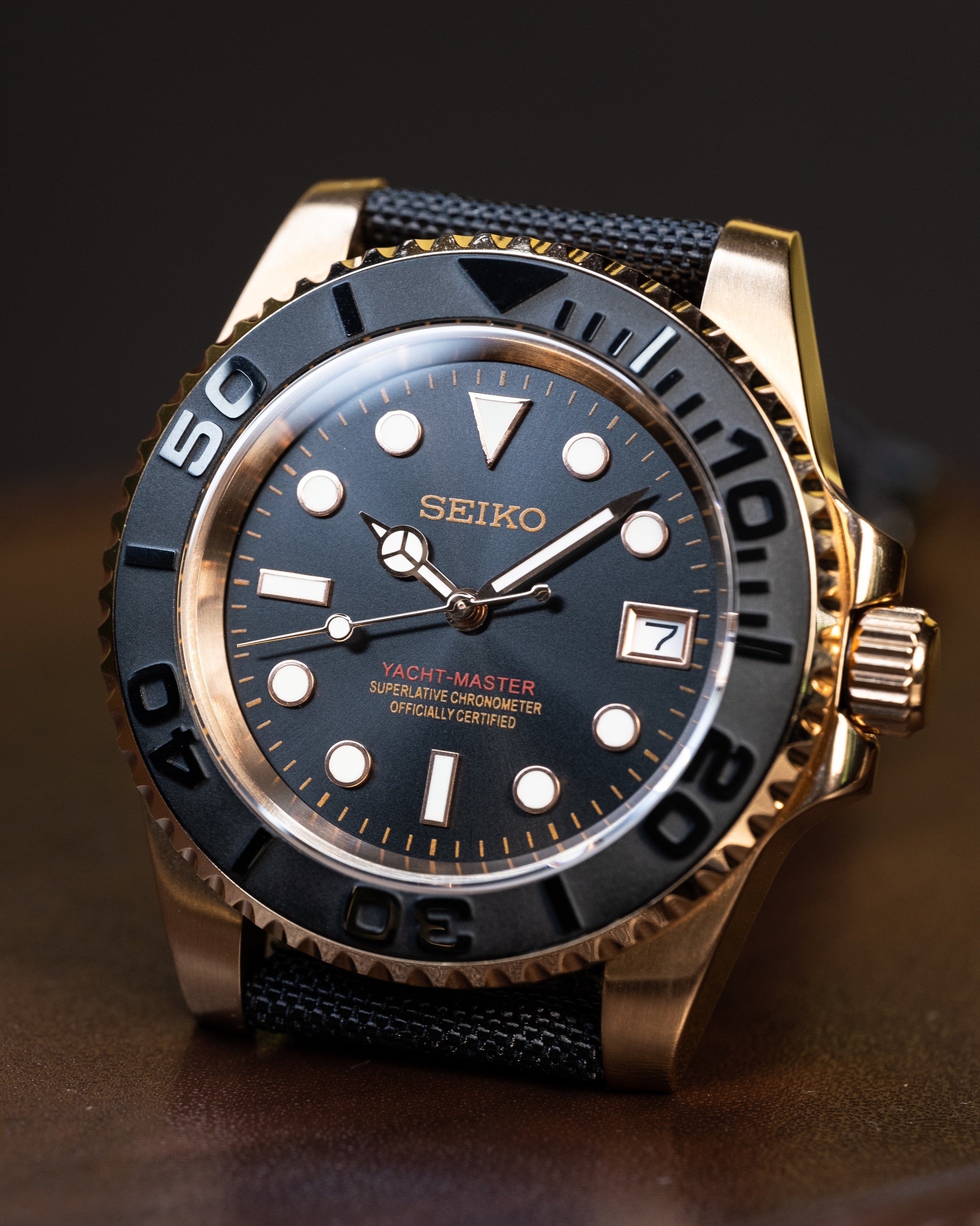 Custom Seiko Rose Gold Yacht Master Homage Mod – Black Dial Dive Watch With Cyclops Date