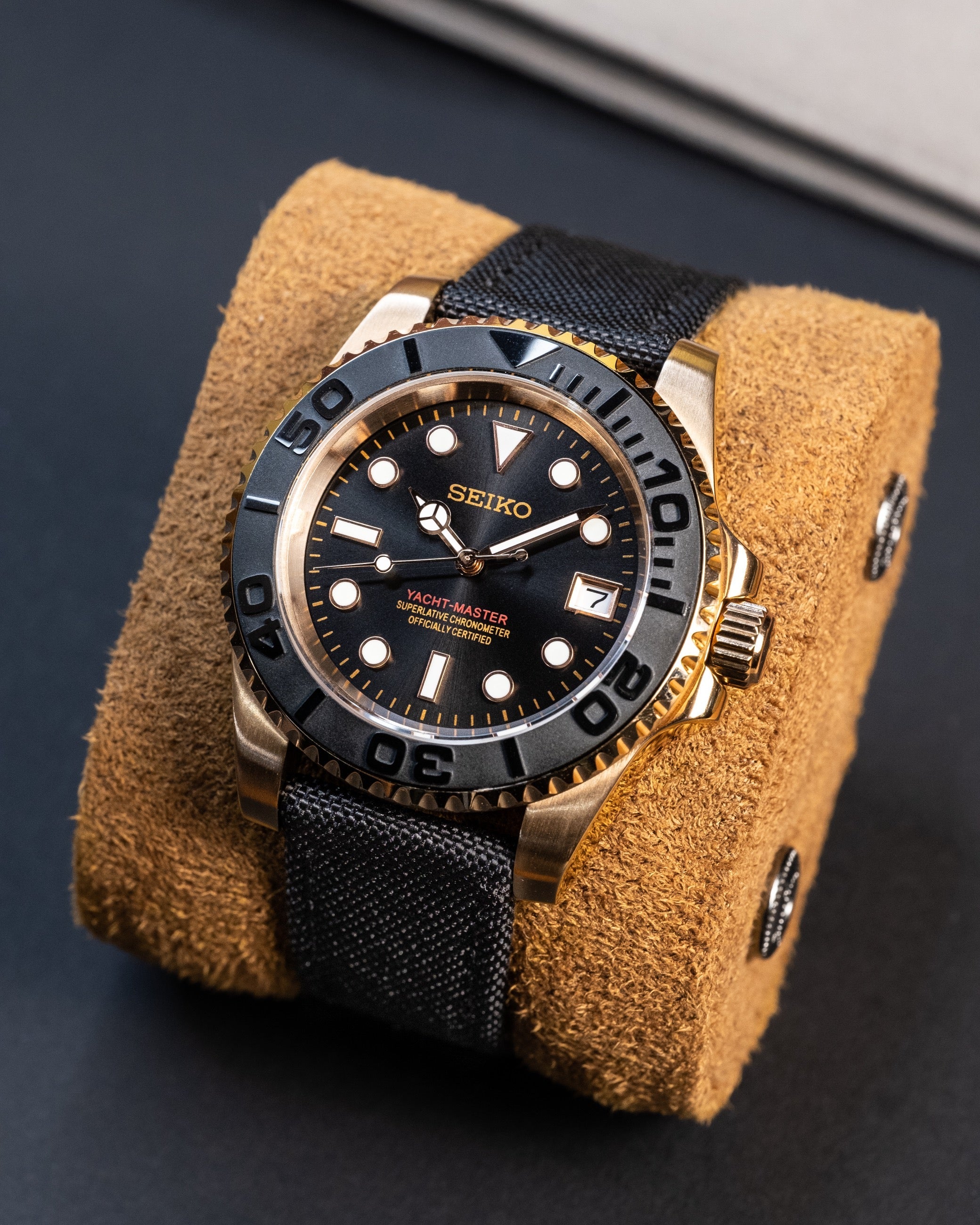 Custom Seiko Rose Gold Yacht Master Homage Mod – Black Dial Dive Watch With Cyclops Date