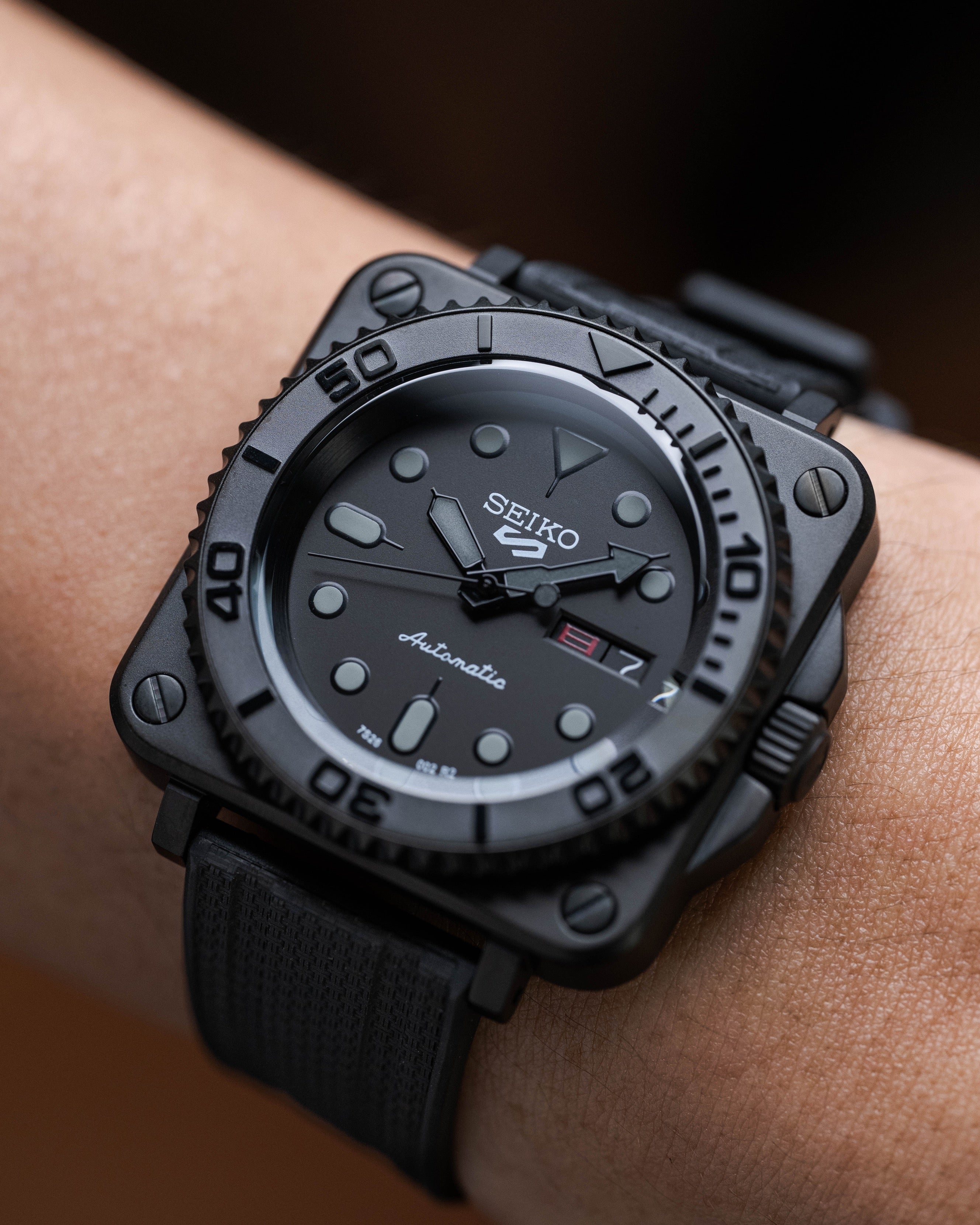 Stealth Aviator