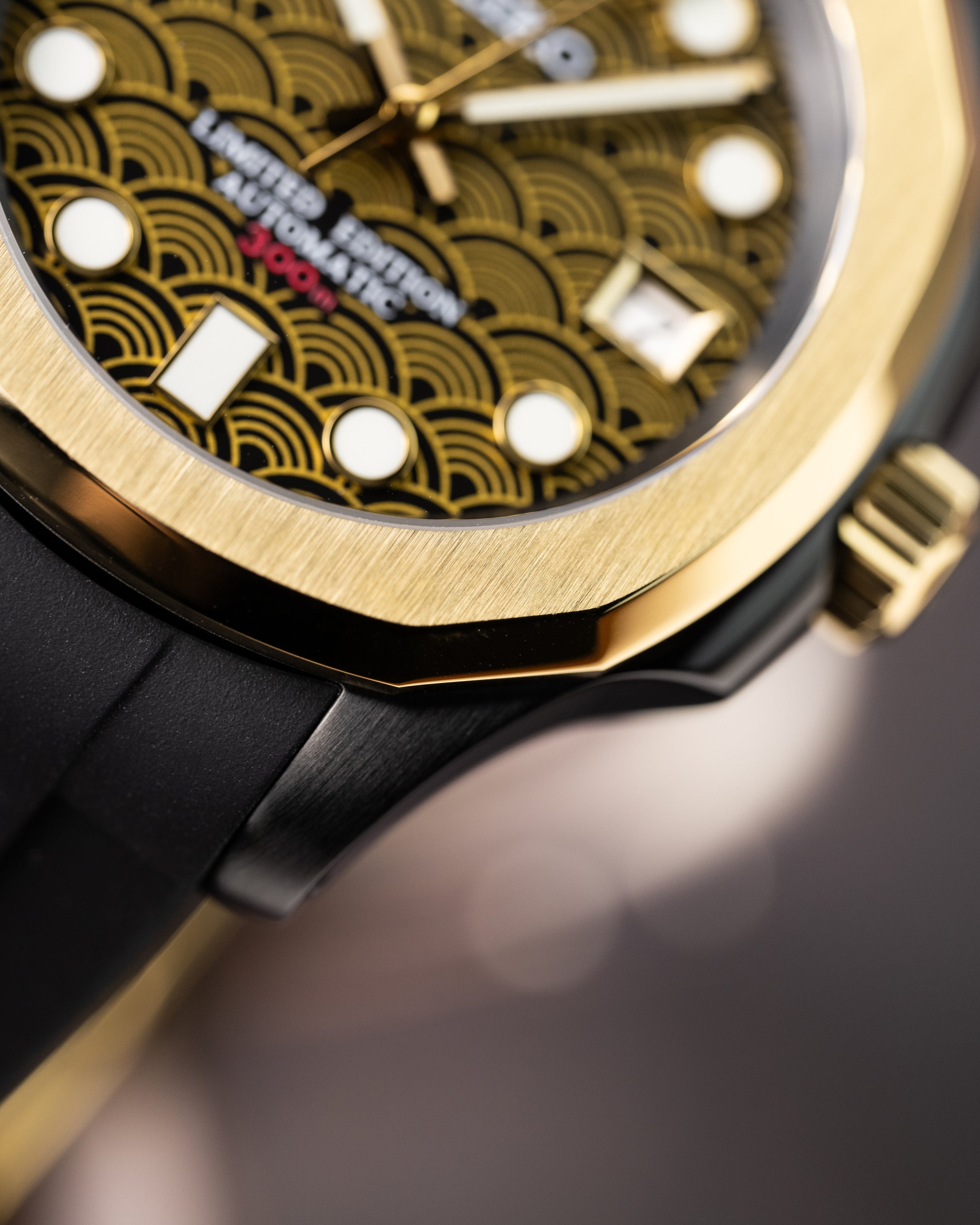 Limited Edition Custom – Seiko Mod With Gold Bezel Black Nautilus Case Gold Japanese Seigaiha Wave Pattern Dial Black Rubber Strap With Gold Clasp