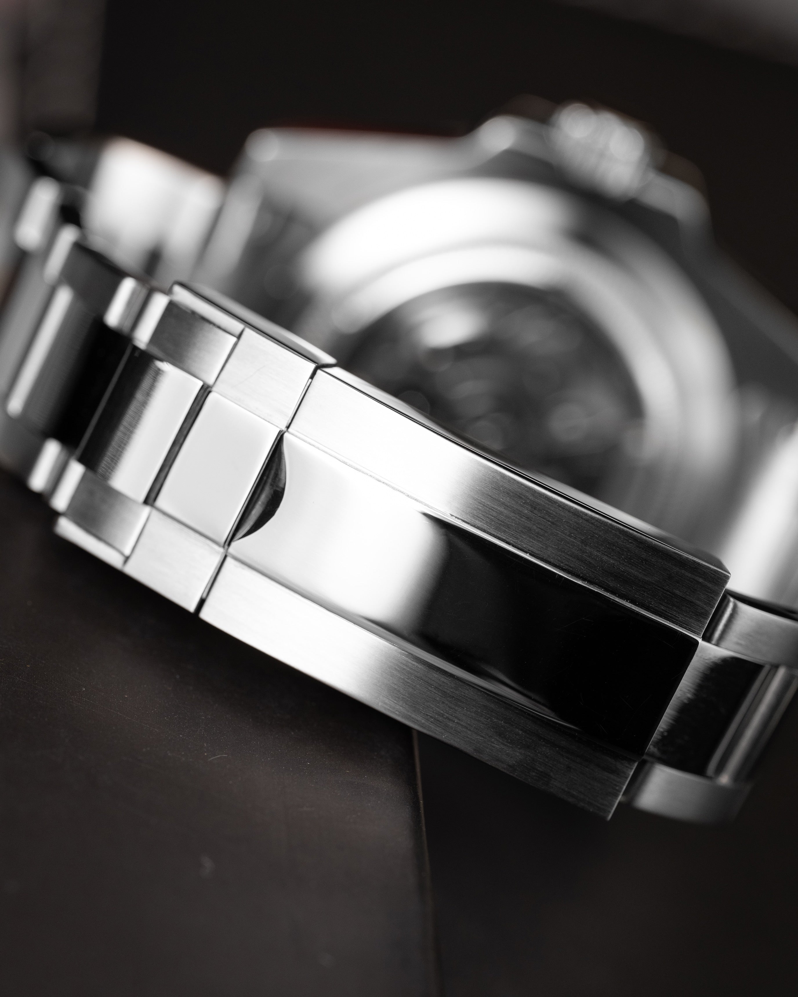 Seiko Mod Submariner – With Black Bezel And Dial Automatic Diver On Brushed Oyster-Style Bracelet14