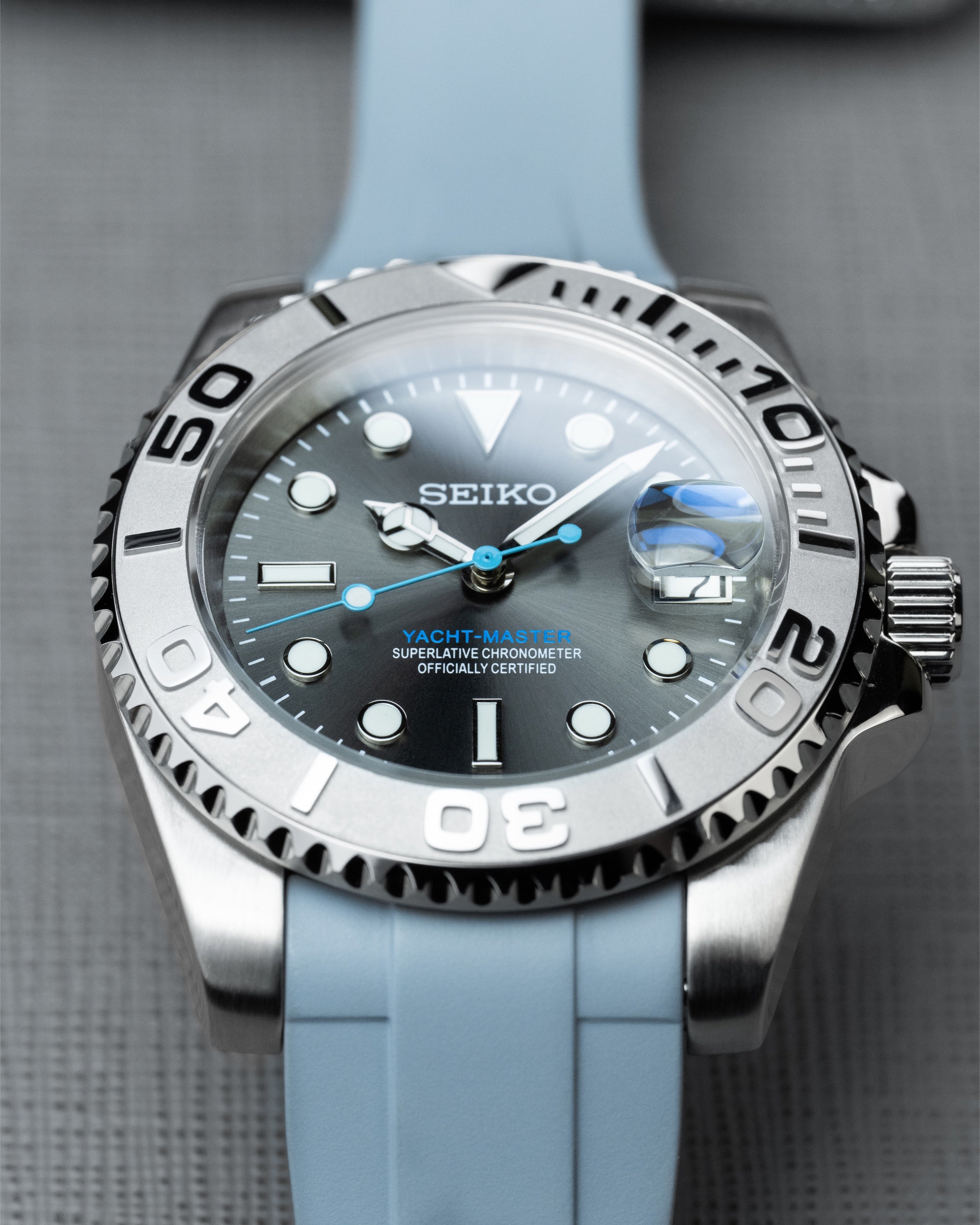 Seiko Yacht Master – Homage Mod Rhodium Dial Dive Watch With Cyclops Date17